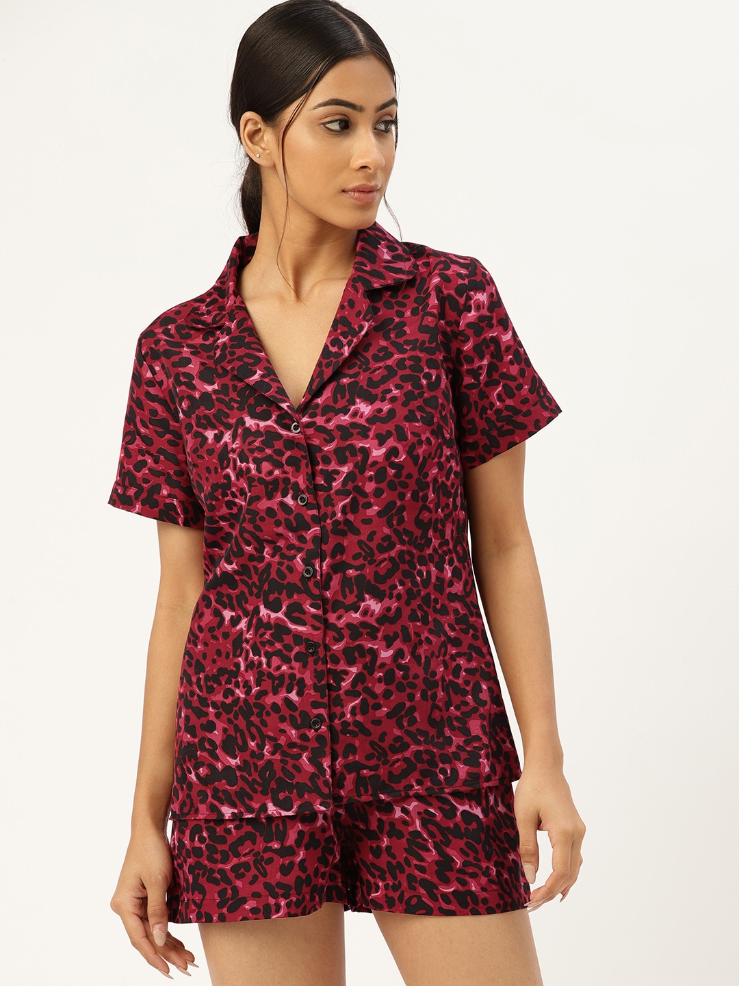 

ETC Women Red & Black Printed Night suit