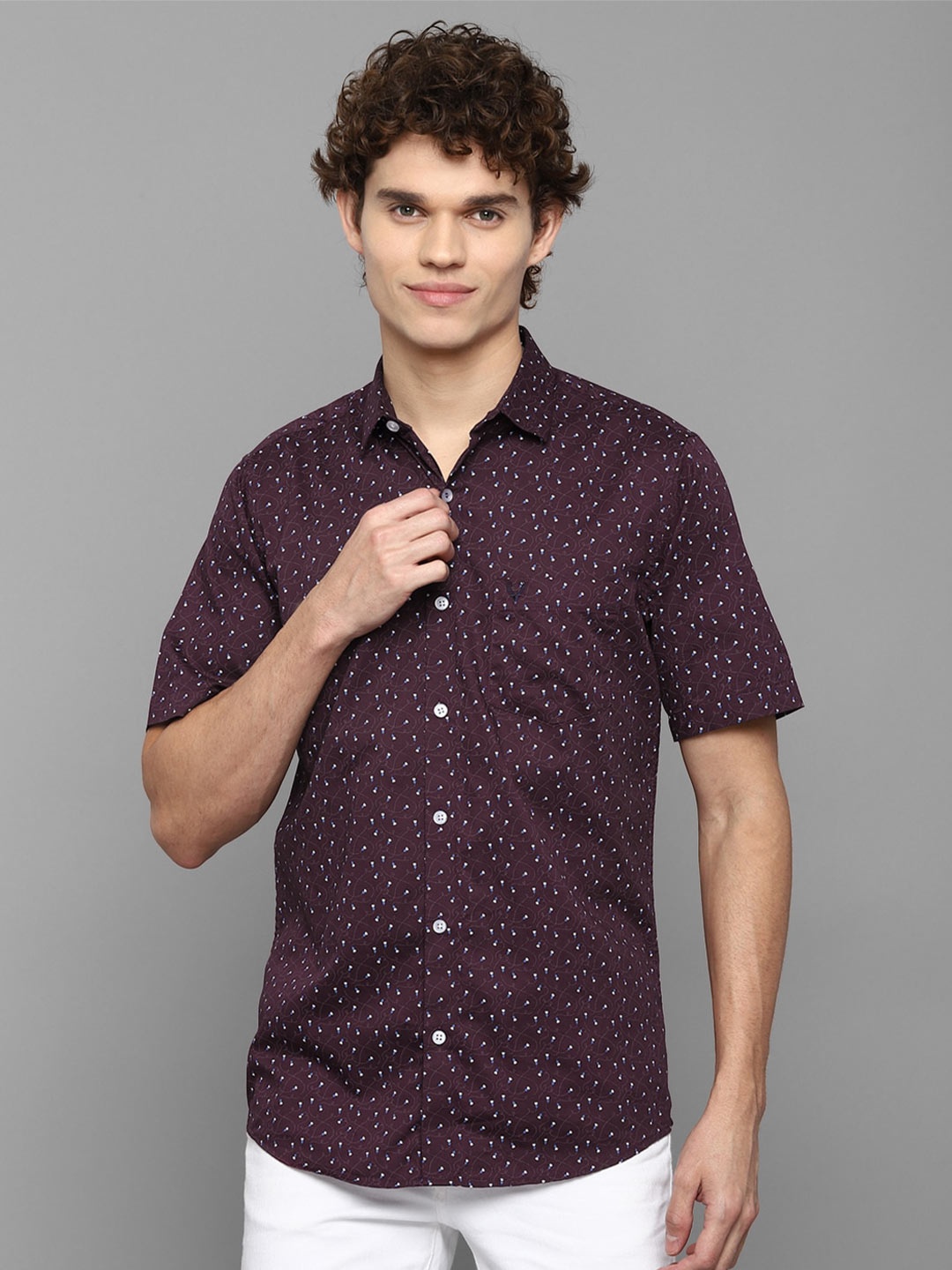 

Allen Solly Men Brown Slim Fit Printed Casual Shirt