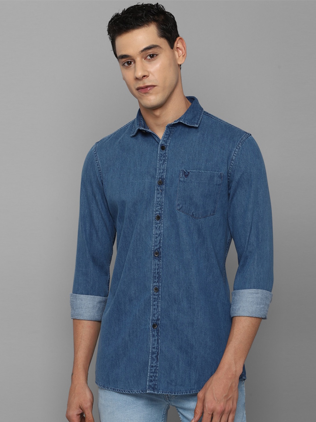 

Allen Solly Sport Men Blue Casual Shirt