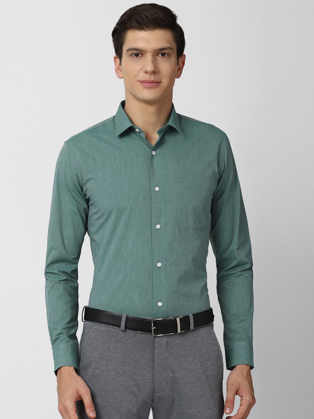 

Peter England Men Green Slim Fit Formal Shirt