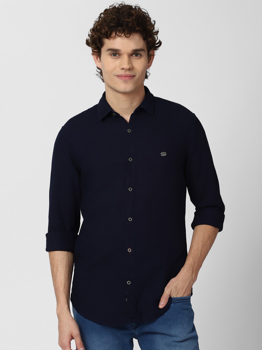 

Peter England Casuals Men Navy Blue Slim Fit Casual Shirt