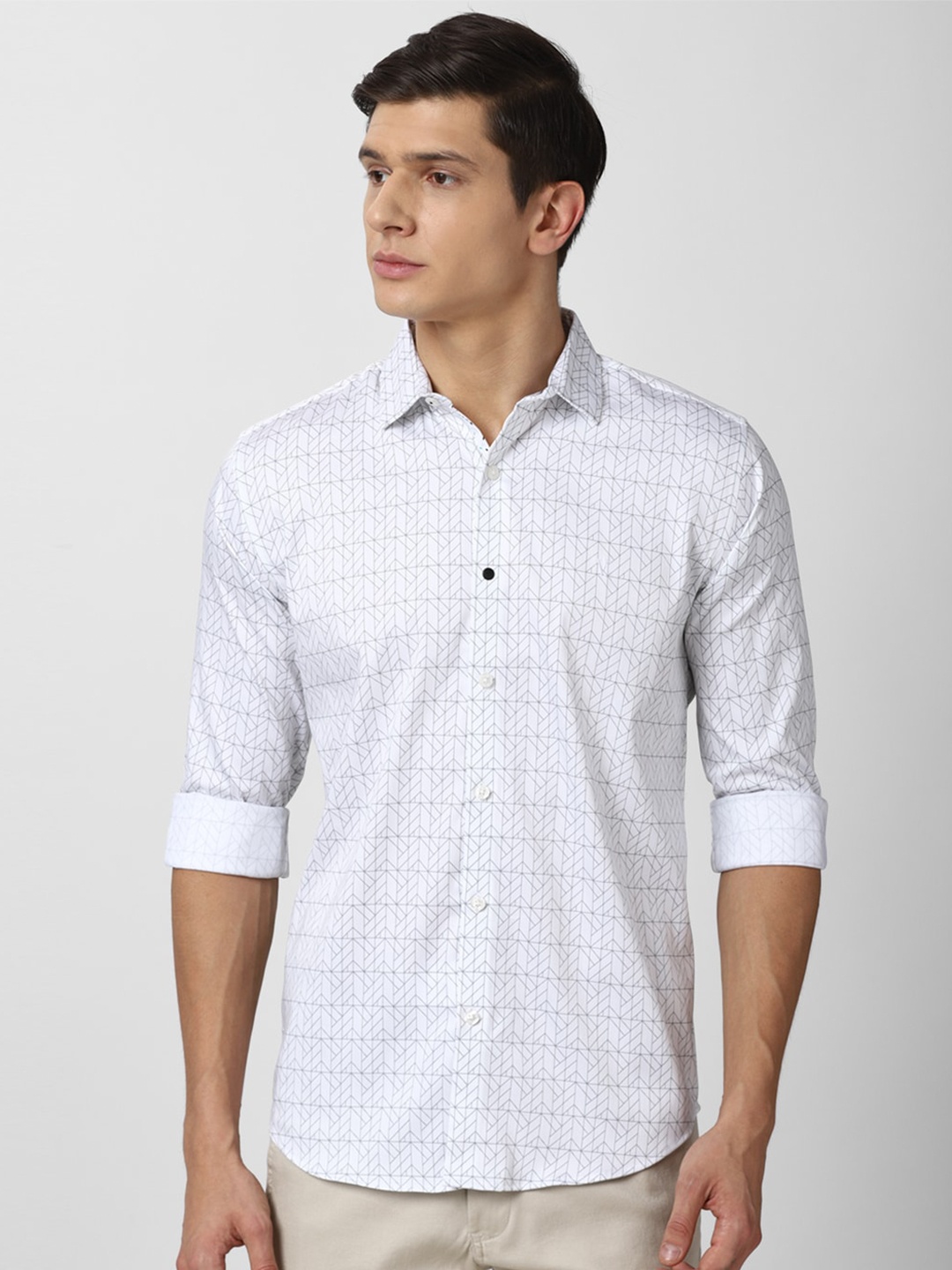 

V Dot Men White Slim Fit Printed Casual Shirt