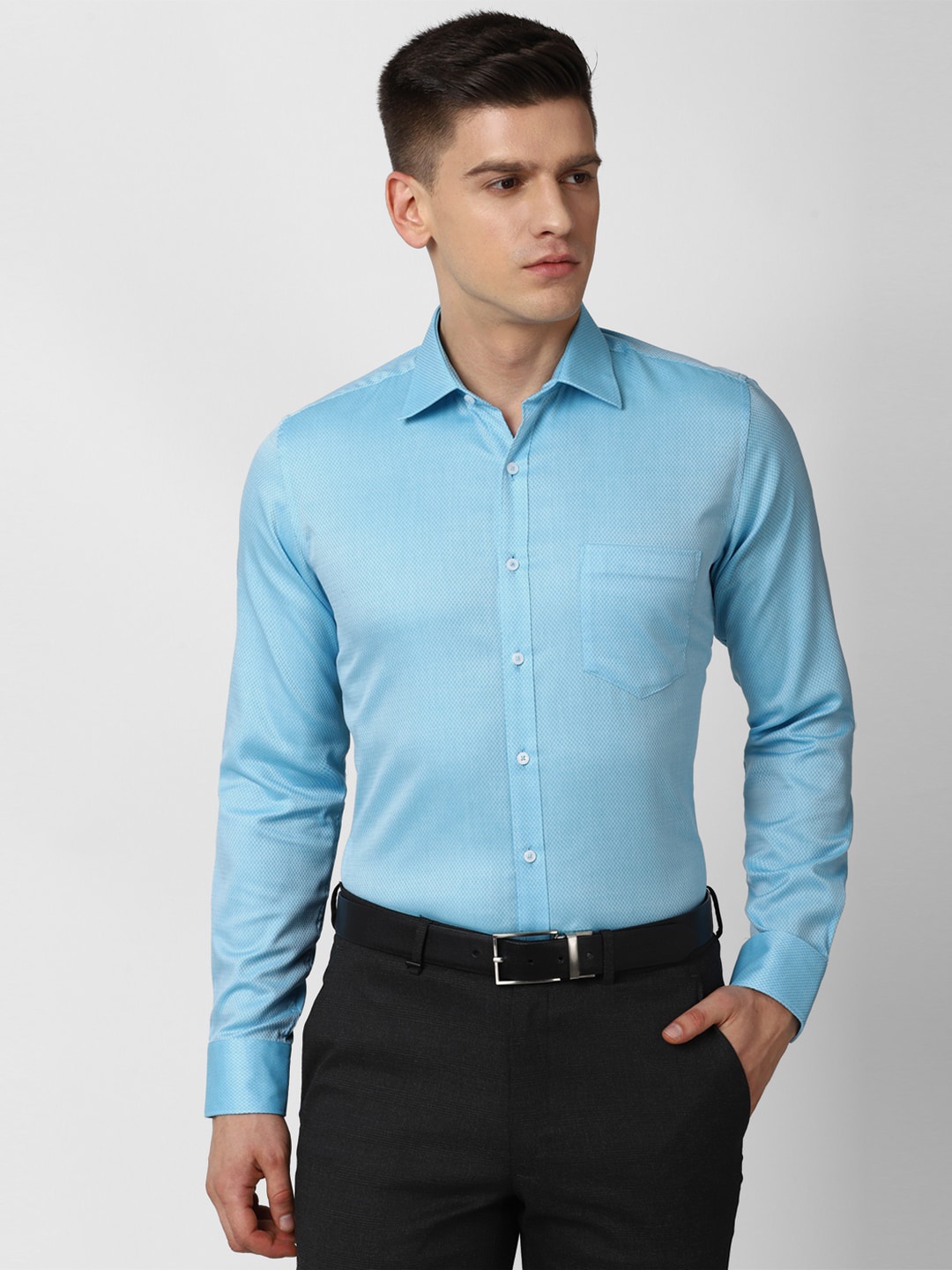 

Van Heusen Men Blue Slim Fit Formal Shirt