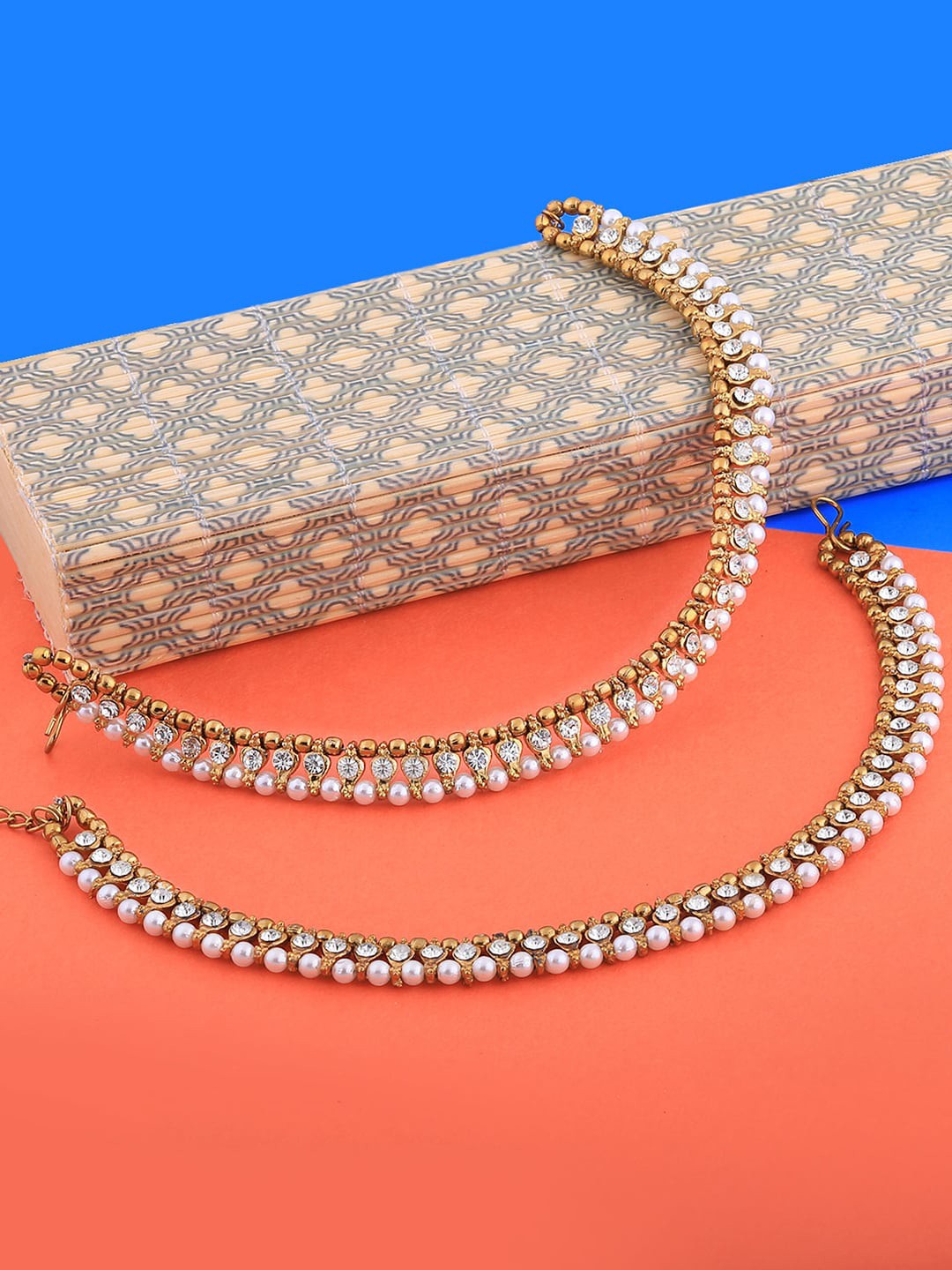 

Silver Shine Set Of 2 Gold-Plated Kundan-Studded & Beaded Anklets