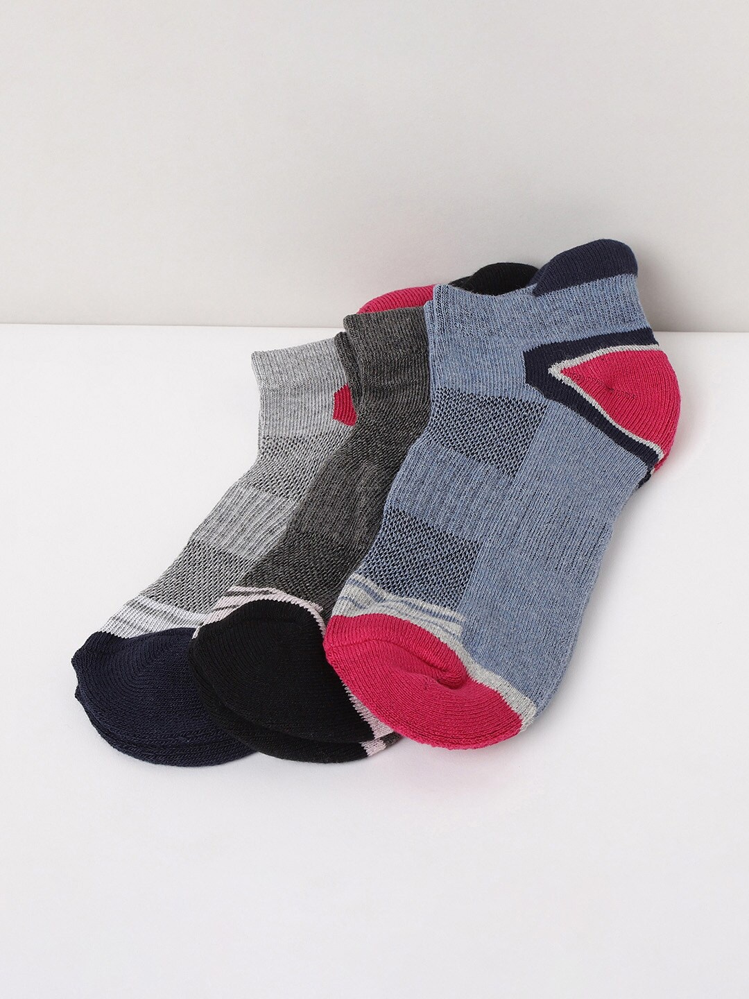 

max Women Pack Of 3 Assorted Cotton Socks, Multi