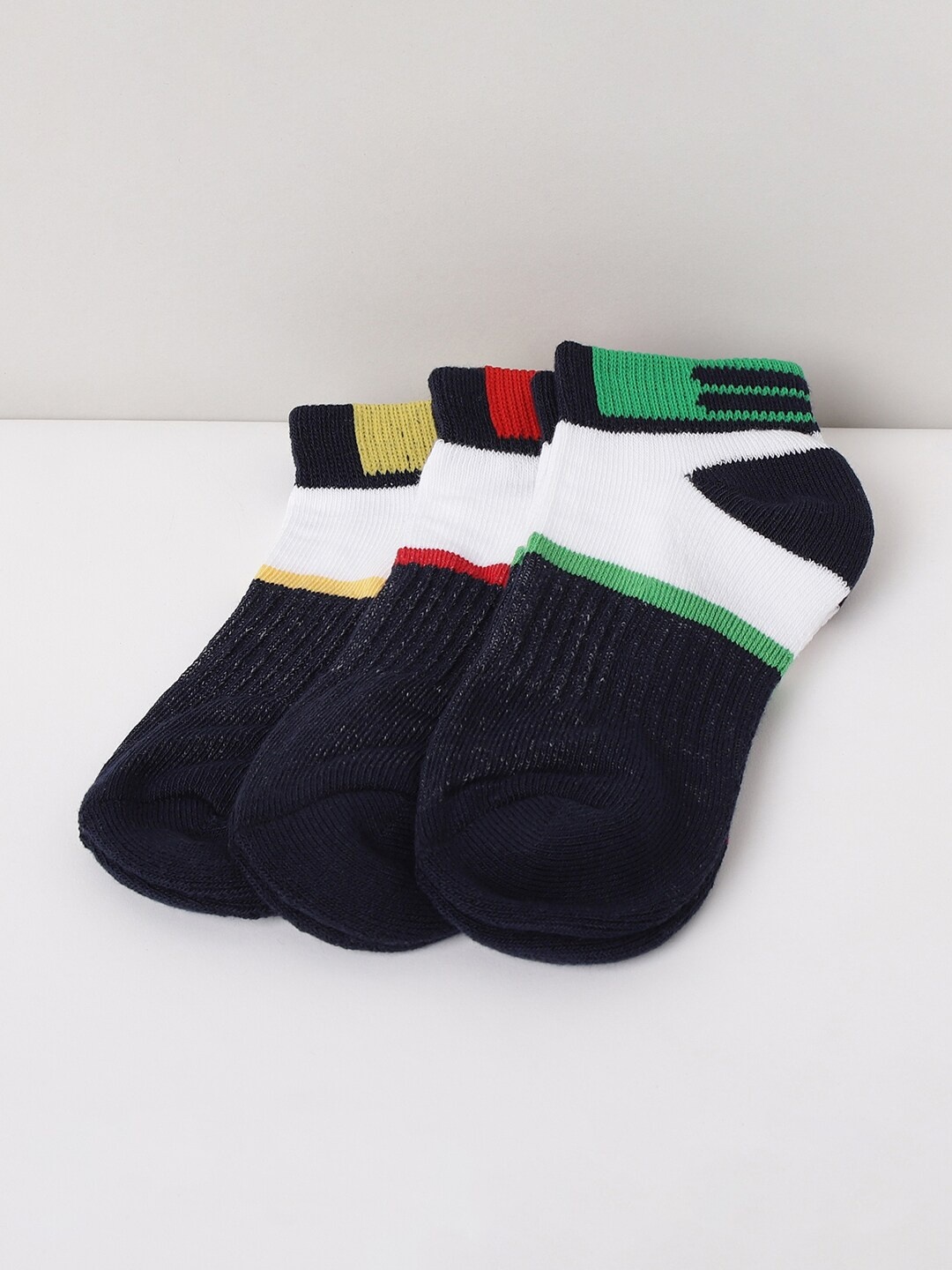 

max Boys Pack of 3 Assorted Ankle Length Socks, Multi