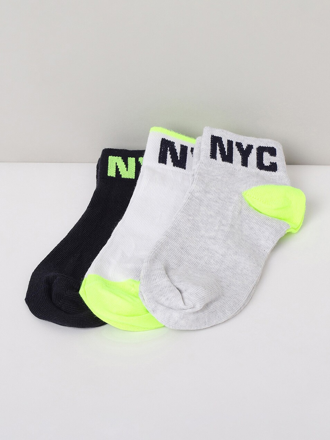 

max Boys Pack Of 3 Multi-Coloured Ankle-Length Socks