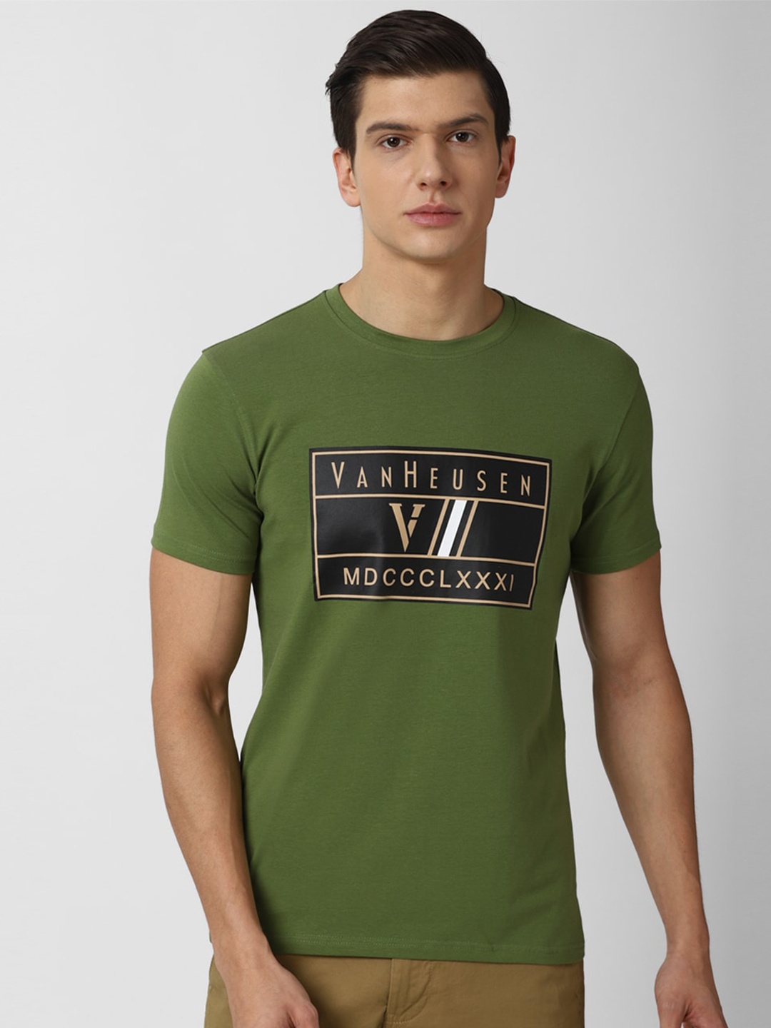 

Van Heusen Sport Men Olive Green Typography Printed Applique T-shirt