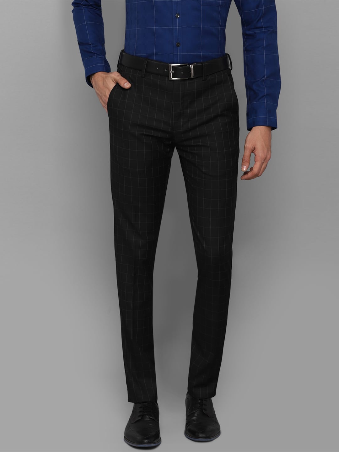 

Louis Philippe Men Black Checked Slim Fit Trousers