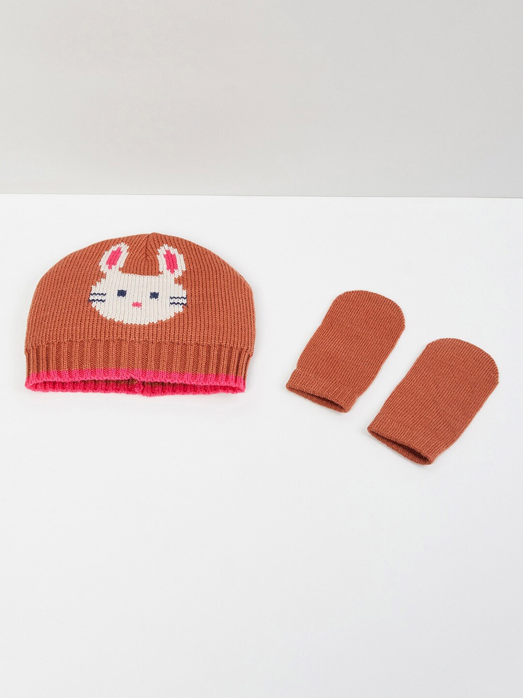 

max Boys Rust Printed Beanie