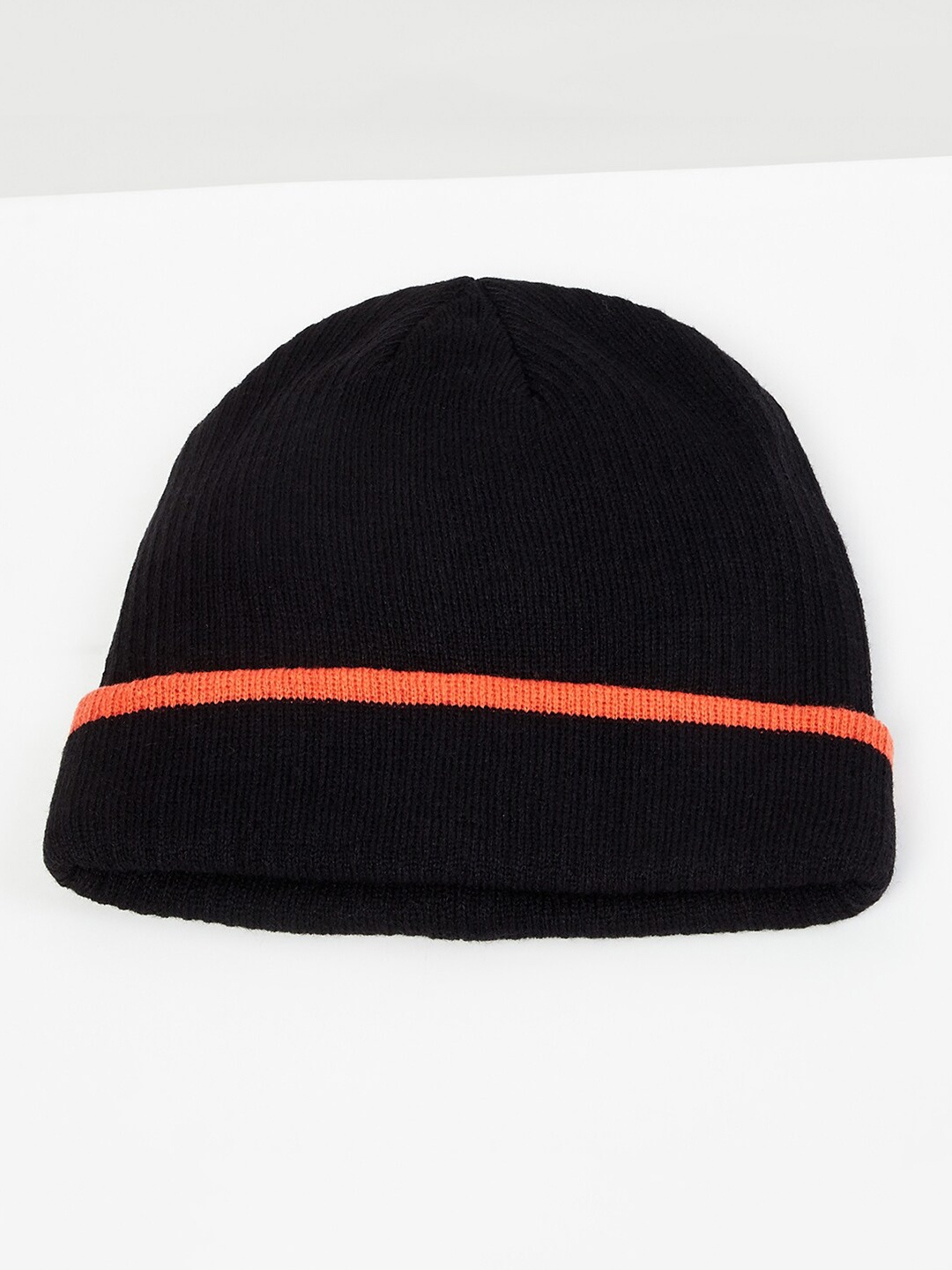 

max Boys Black & Orange Beanie