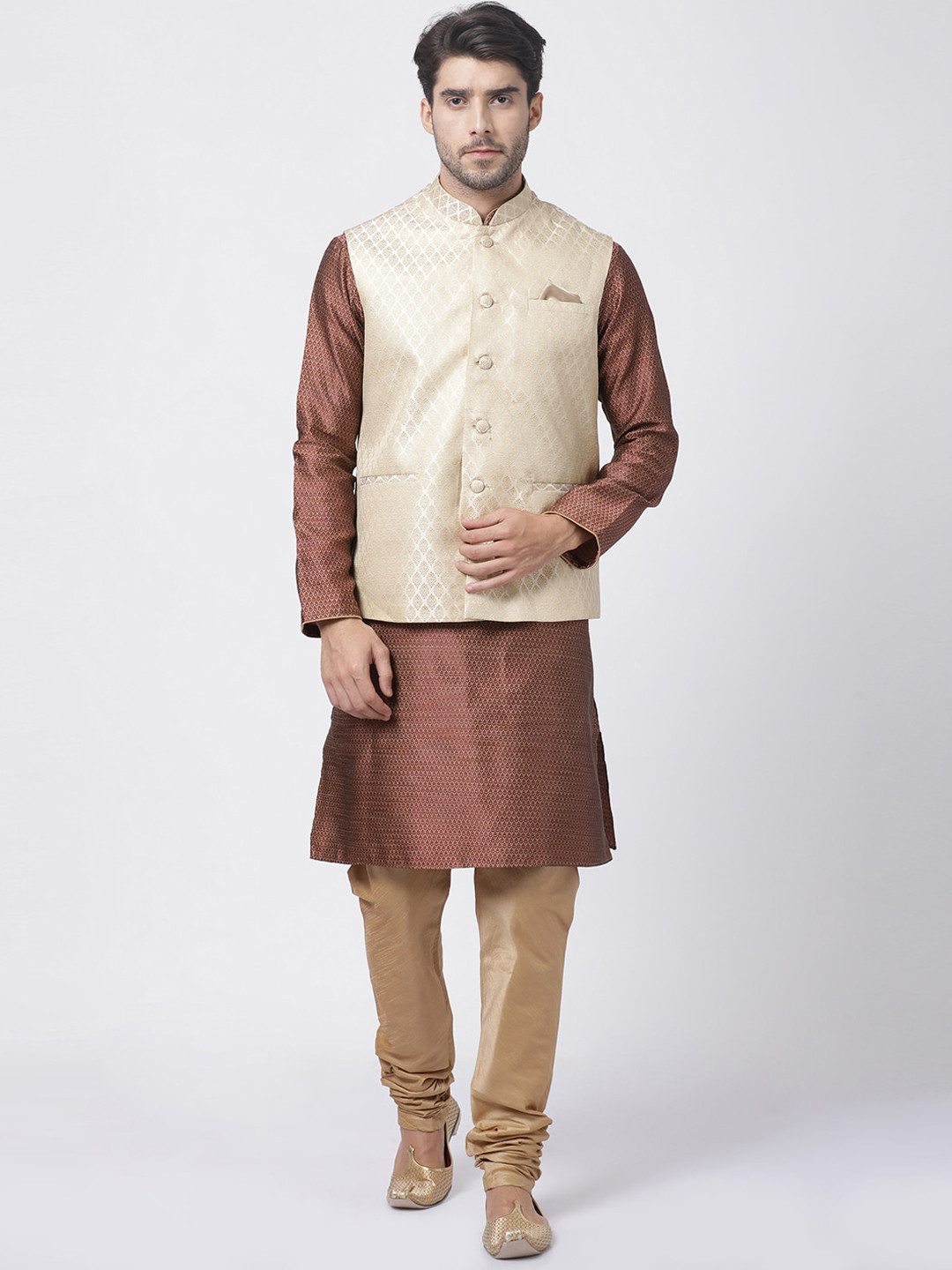 

VASTRAMAY Men Maroon Kurta with Pyjamas