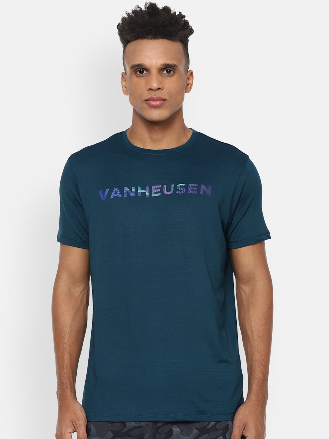 

Van Heusen Flex Men Blue Typography Printed Slim Fit T-shirt