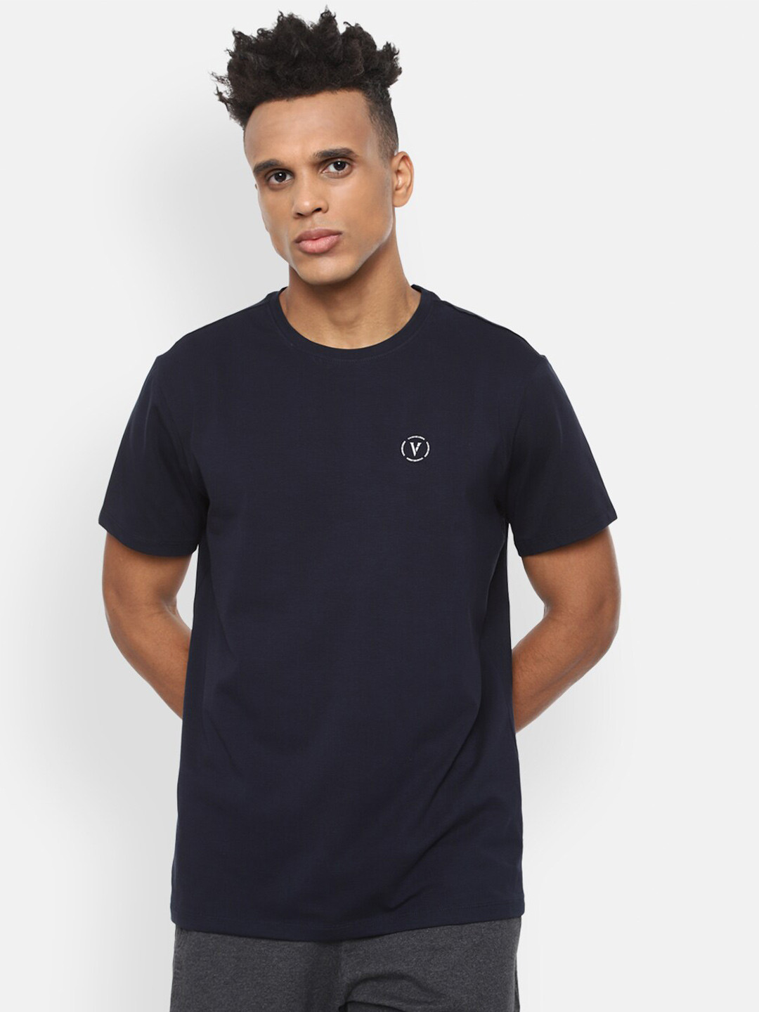 

Van Heusen Flex Applique Slim Fit Yoga T-shirt, Black