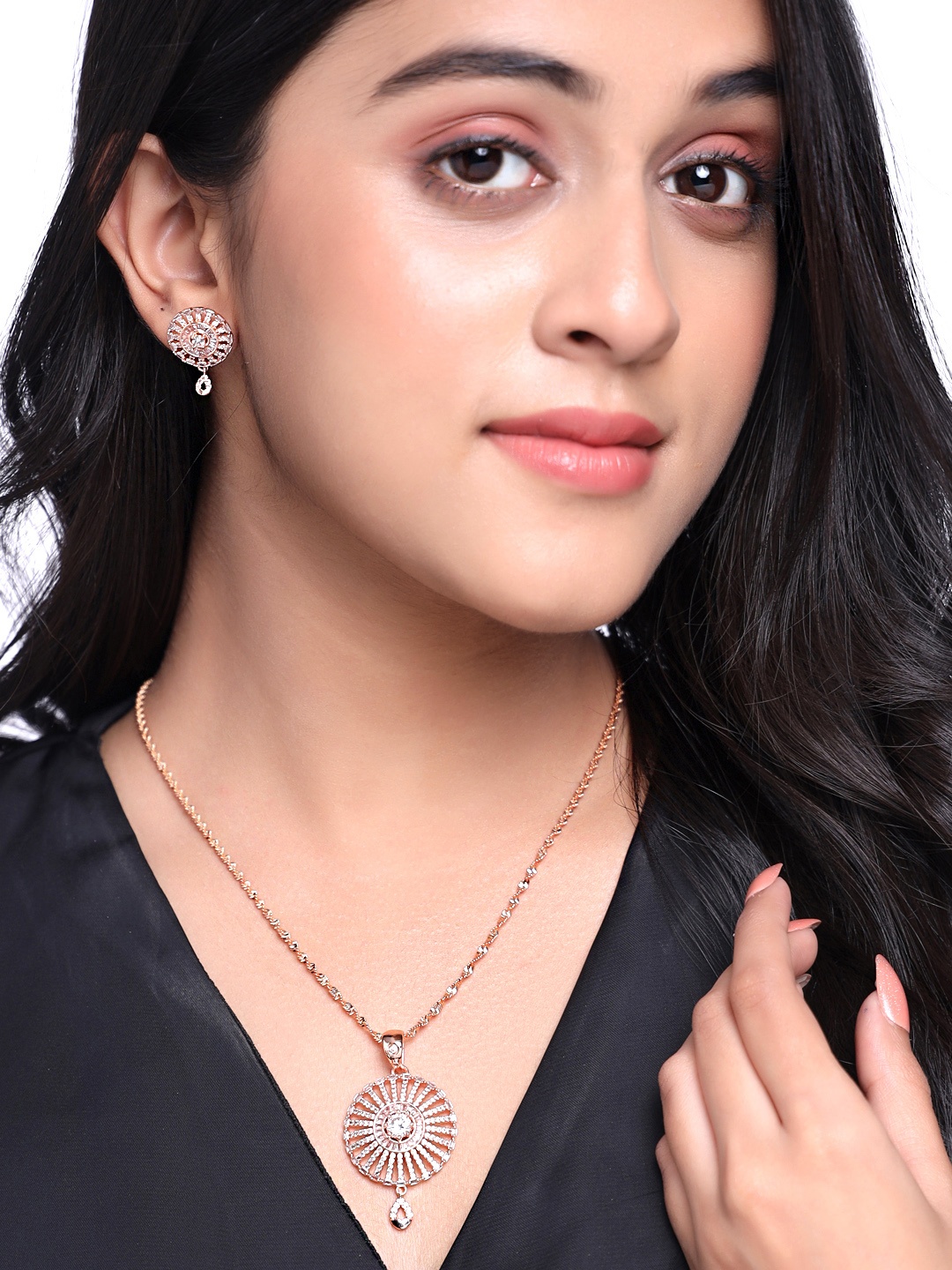 

Yellow Chimes Women Rose Gold Plated American Diamond Studded Pendant Set