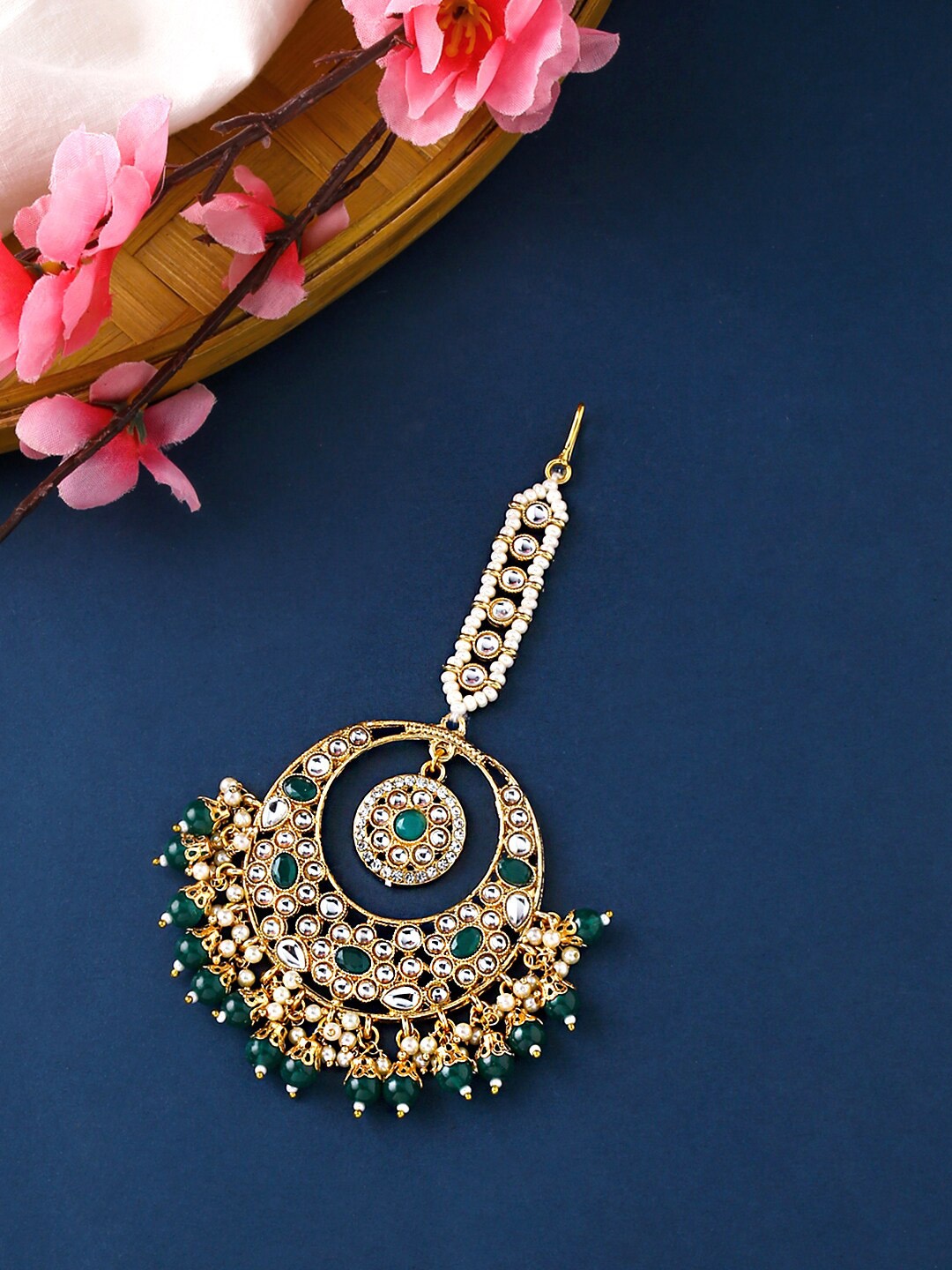 

Yellow Chimes Gold-Plated White & Green Kundan-Studded & Beaded Maang Tikka