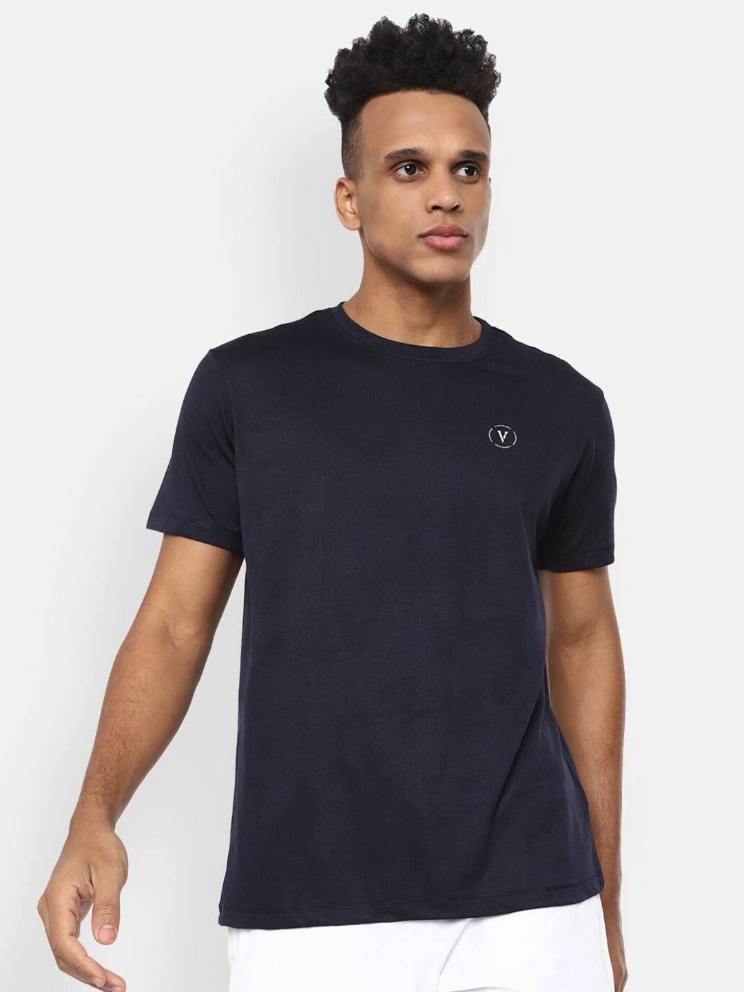 

Van Heusen Flex Applique Slim Fit Training T-shirt, Navy blue