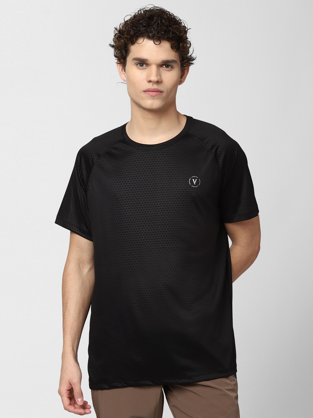 

Van Heusen Flex Men Black Slim Fit T-shirt