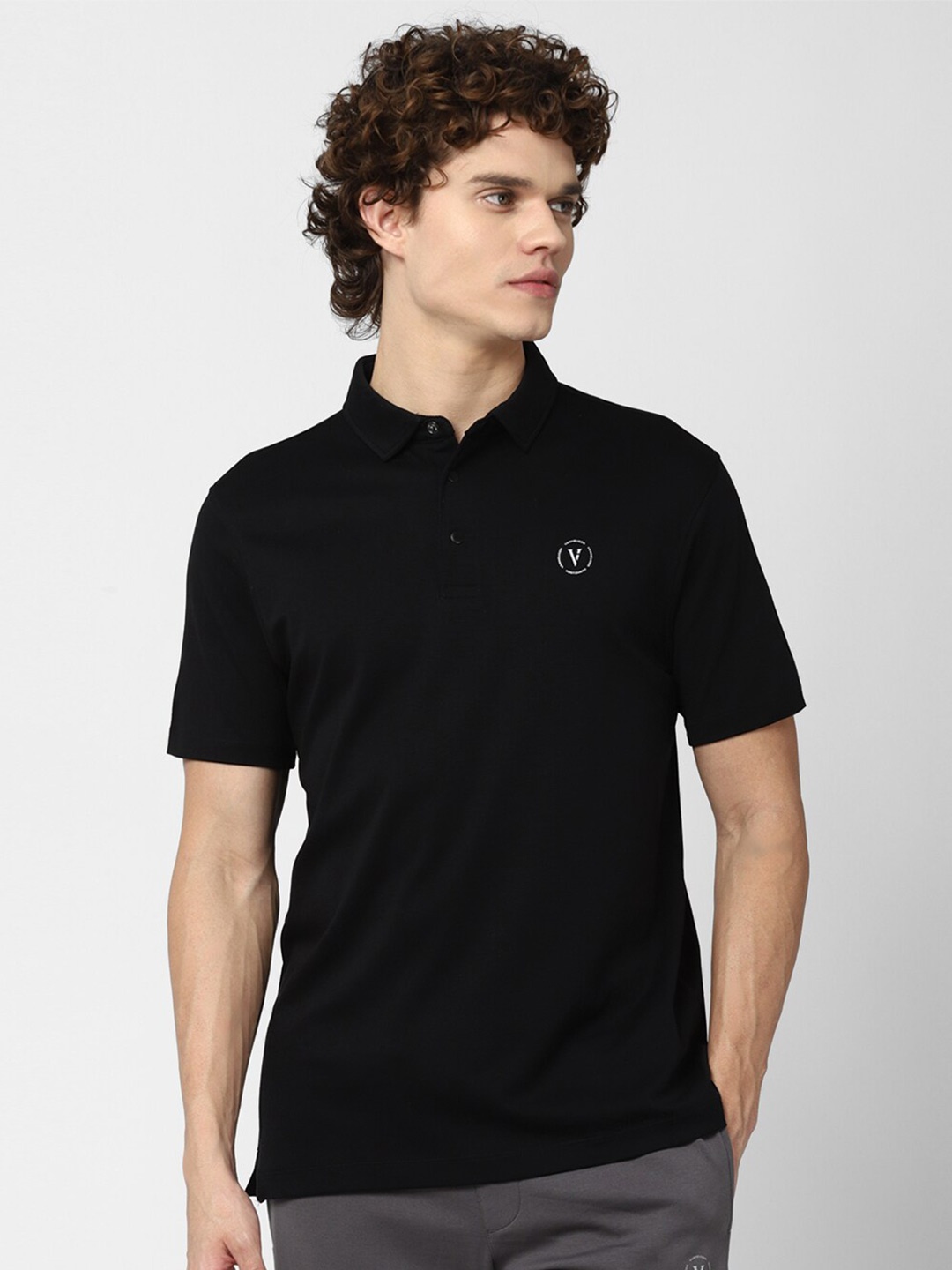 

Van Heusen Flex Men Black Mandarin Collar Applique T-shirt