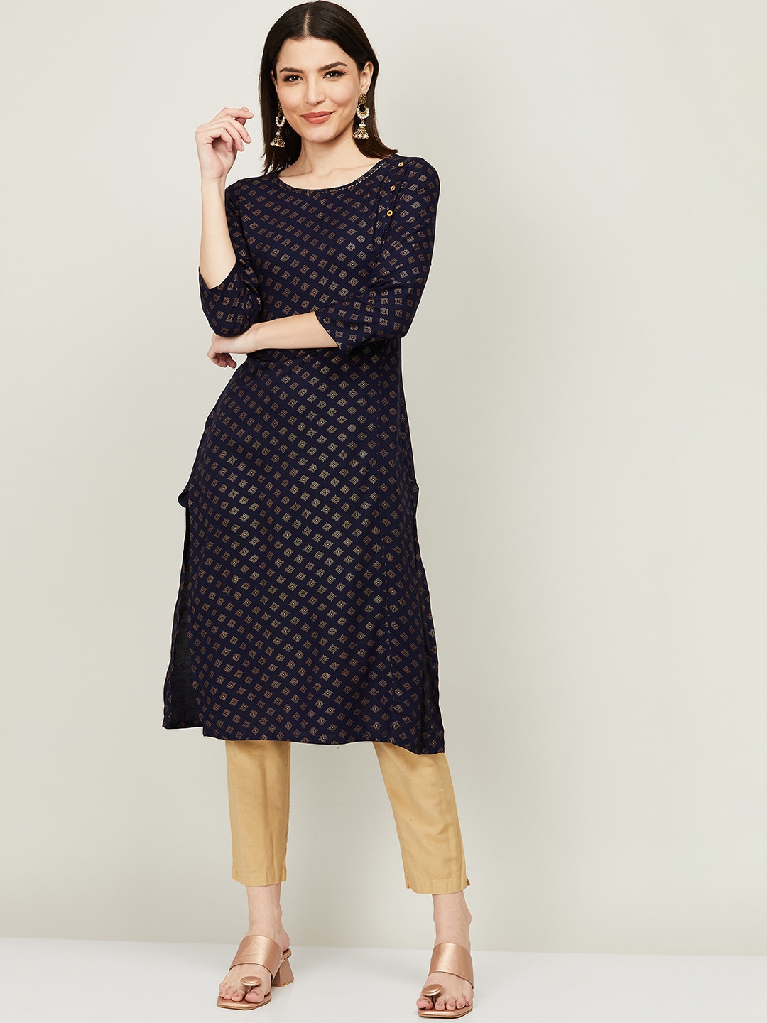 

Melange by Lifestyle Women Navy Blue Geometric Flared Sleeves Kurta
