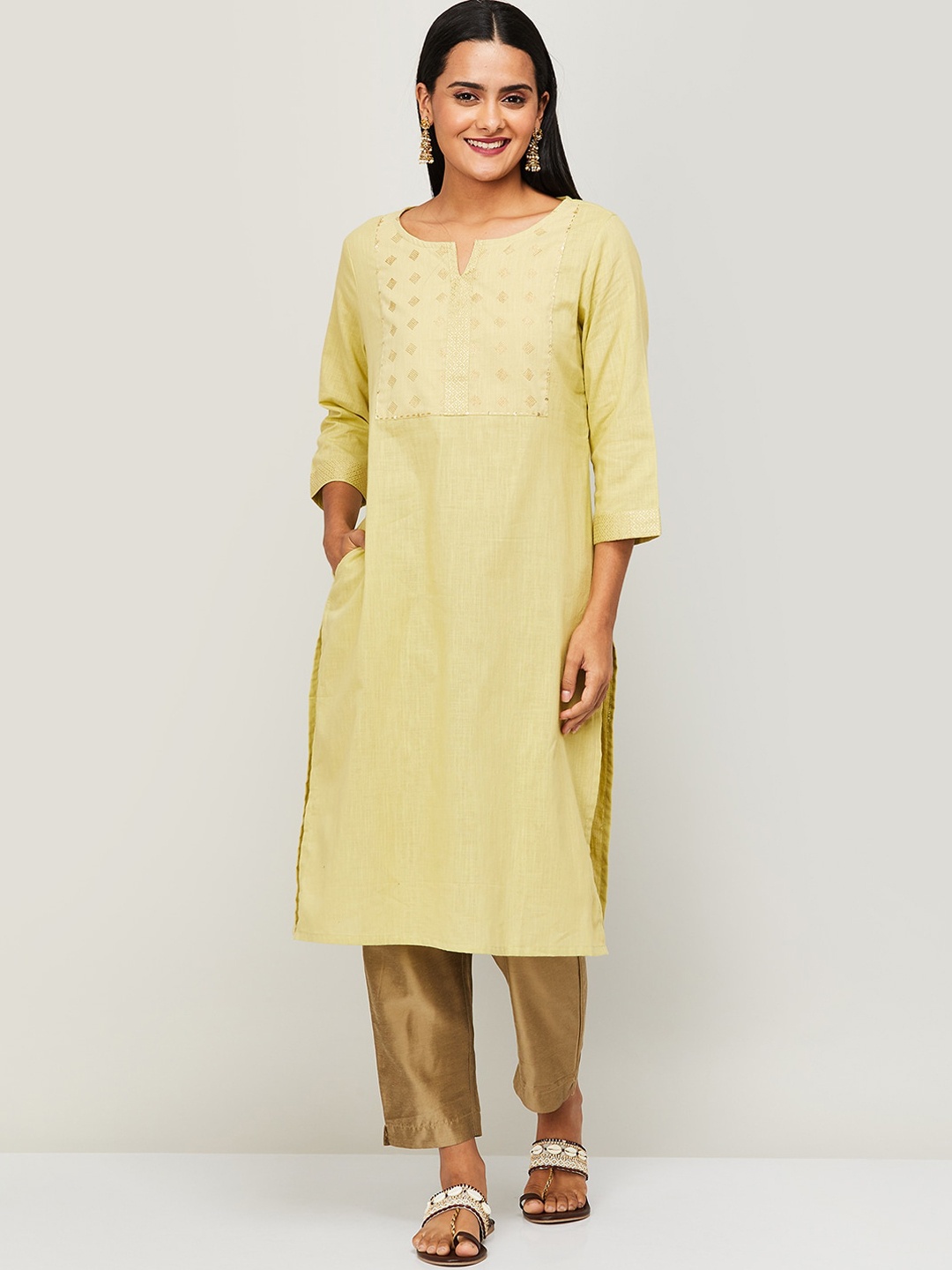 

Melange by Lifestyle Women Yellow Yoke Design Yoke Design Thread Work Kurta