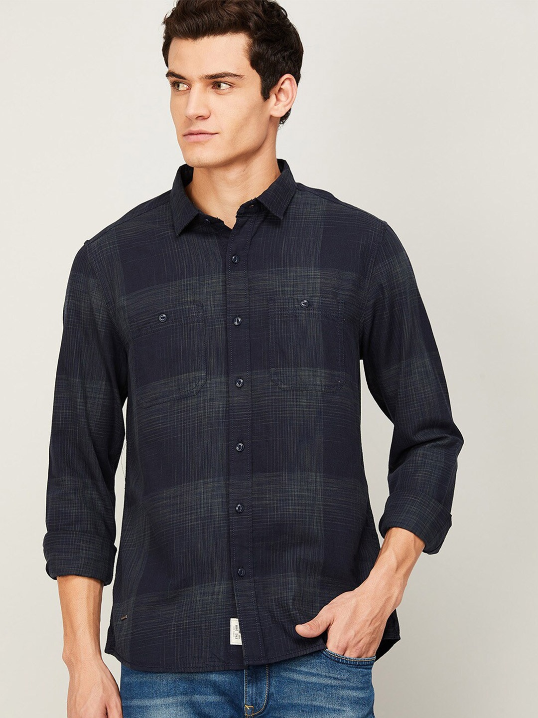 

Forca by Lifestyle Men Olive Green Checked Casual Shirt