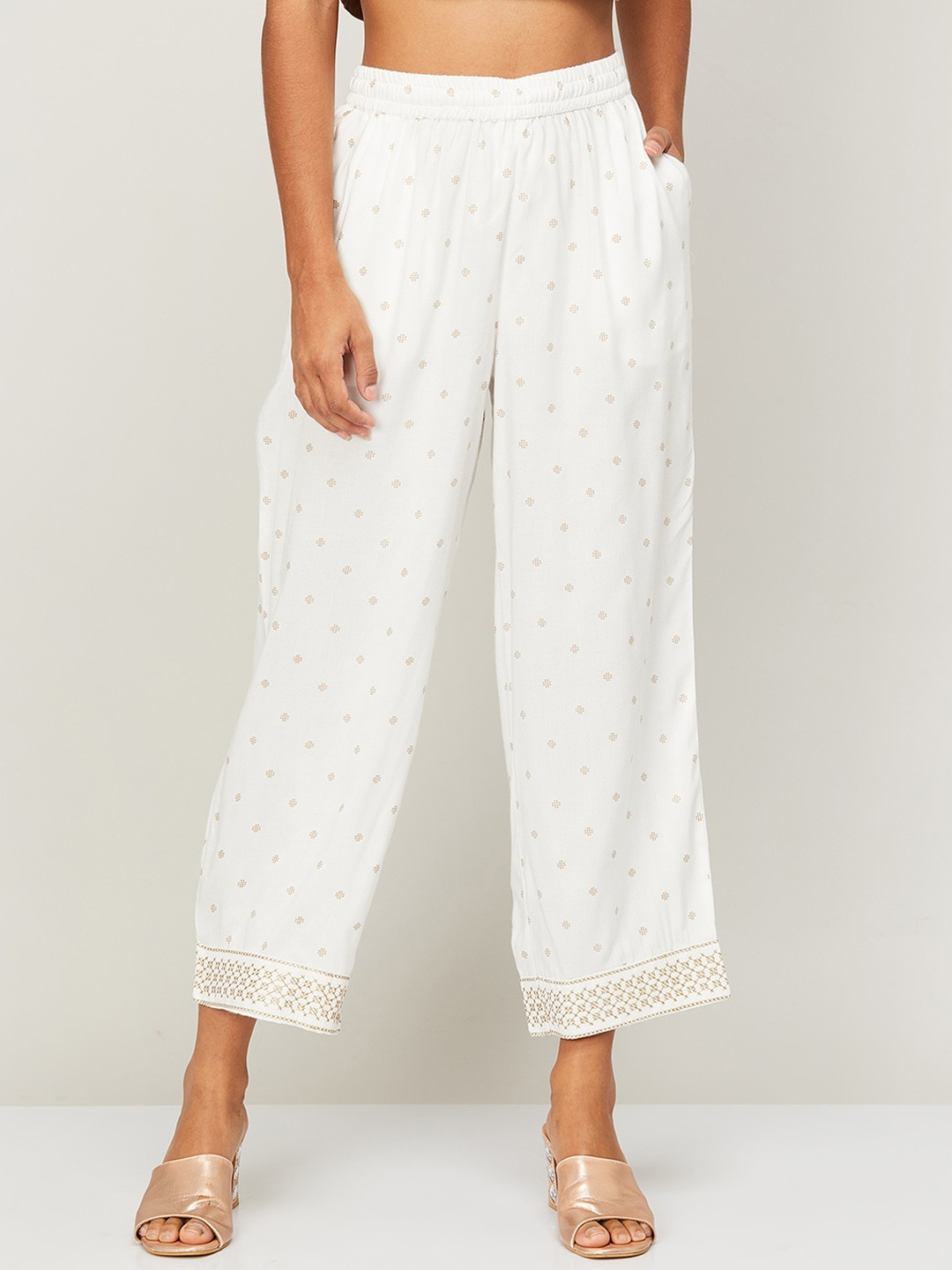 

Melange by Lifestyle Women White Printed Trousers