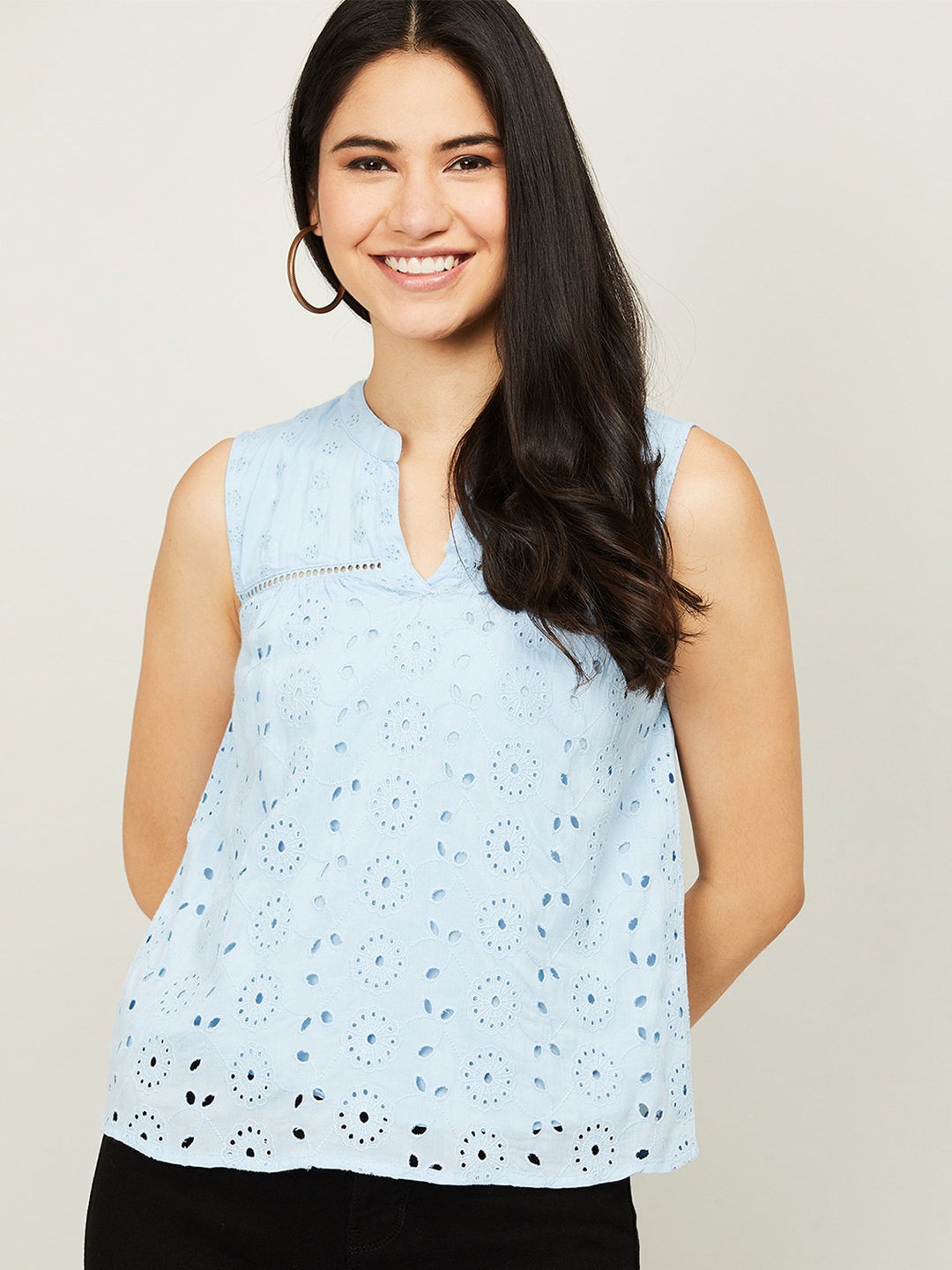 

Bossini Blue Mandarin Collar Top