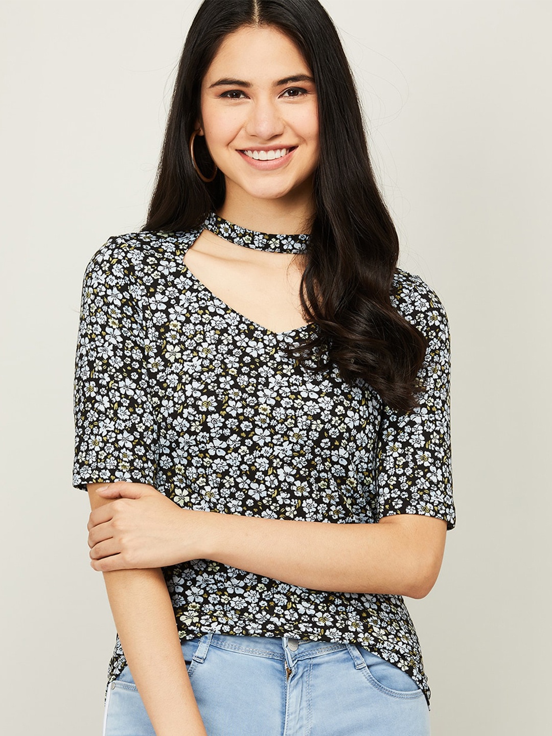 

CODE by Lifestyle Black Animal Print Choker Neck Top