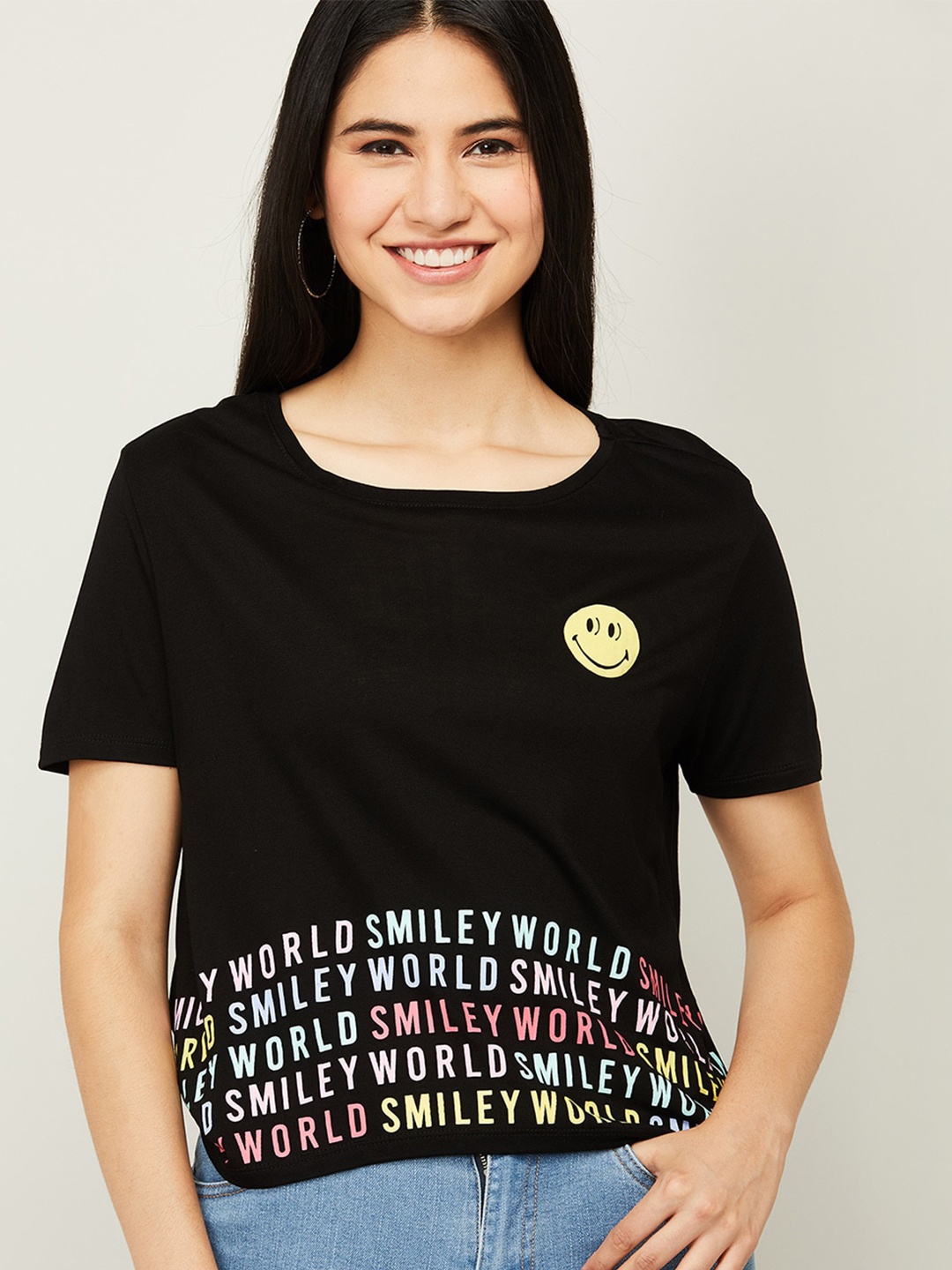 

SmileyWorld Black Tribal Print Top