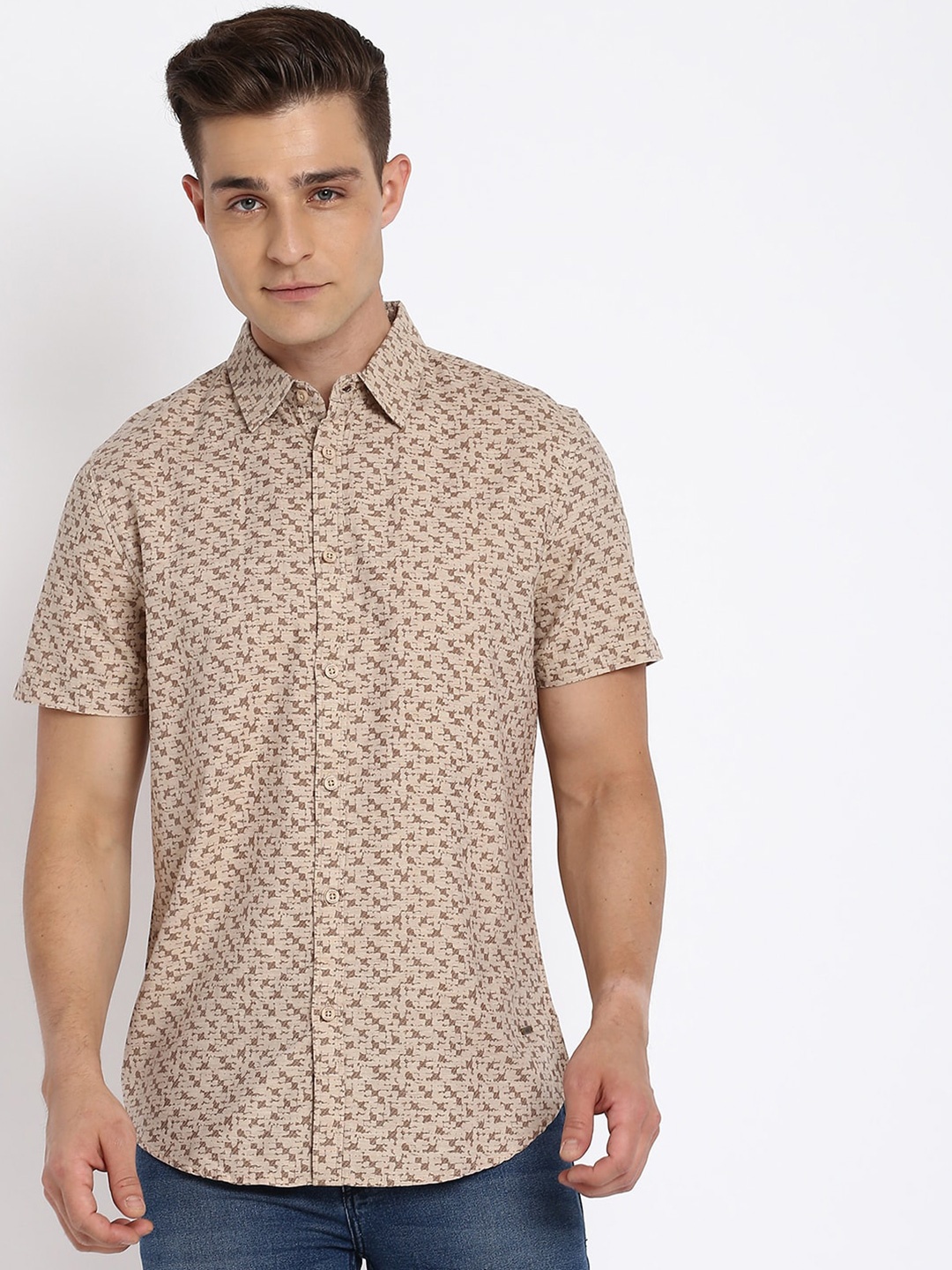 

abof Men Beige Floral Printed Casual Shirt