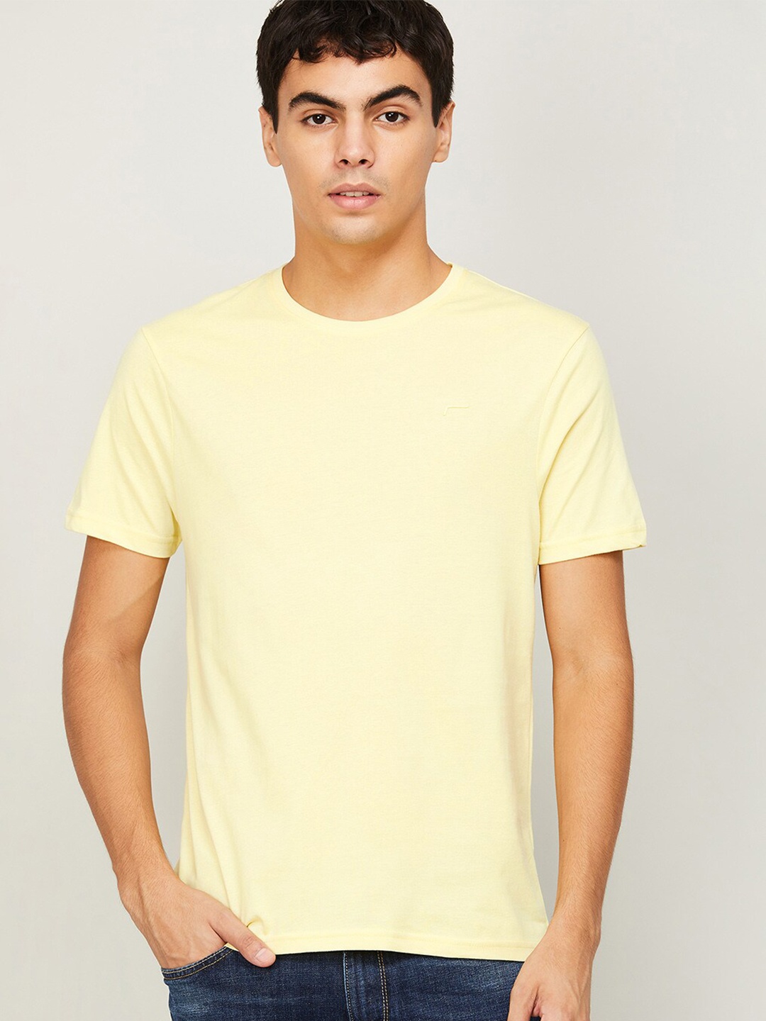 

Fame Forever by Lifestyle Men Yellow Raw Edge T-shirt