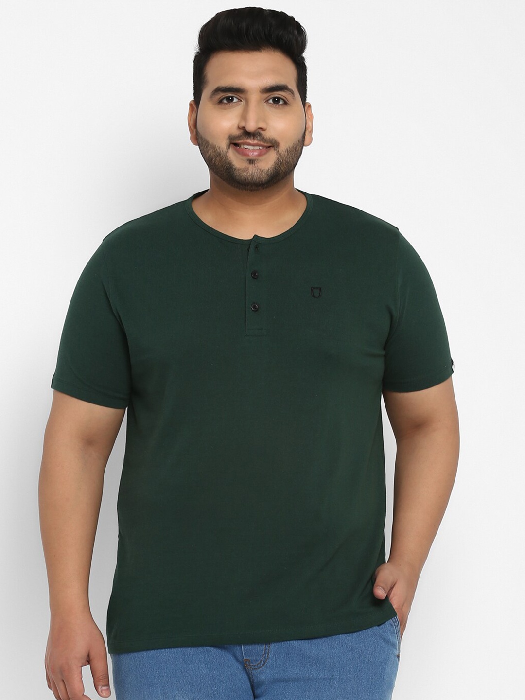 

Urbano Plus Men Green Henley Neck Applique T-shirt