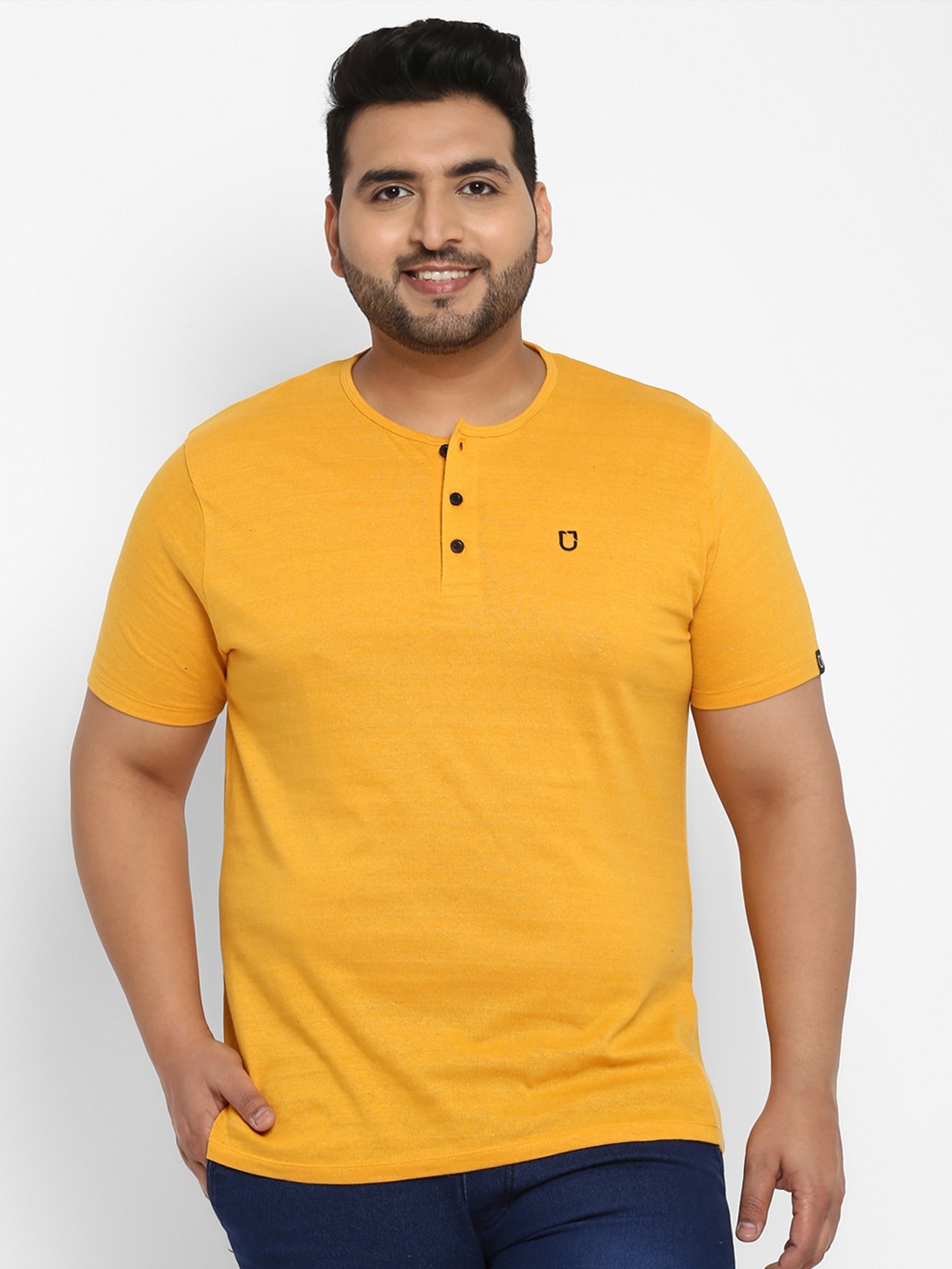 

Urbano Plus Men Mustard Yellow Henley Neck T-shirt