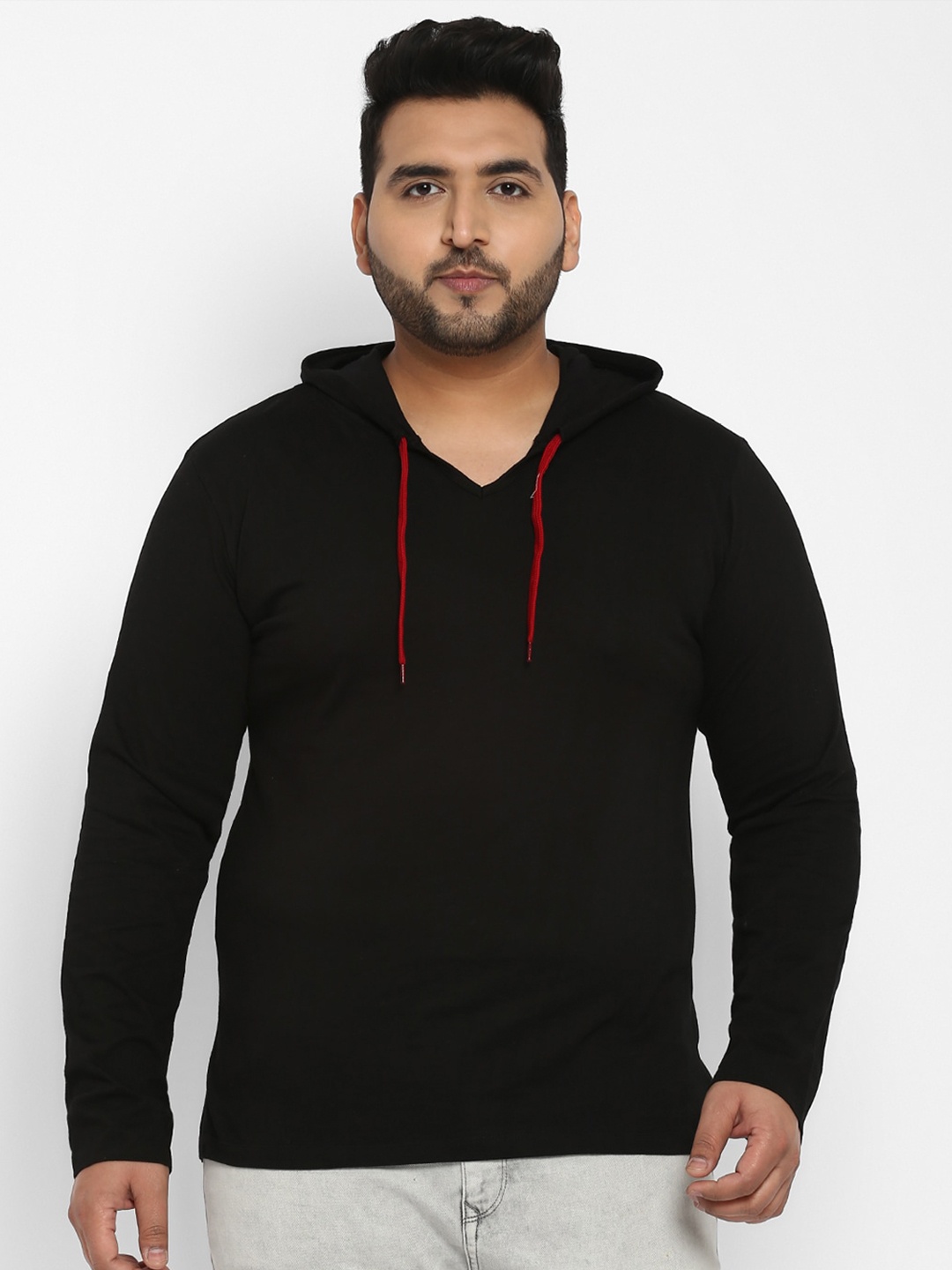 

Urbano Plus Men Black T-shirt