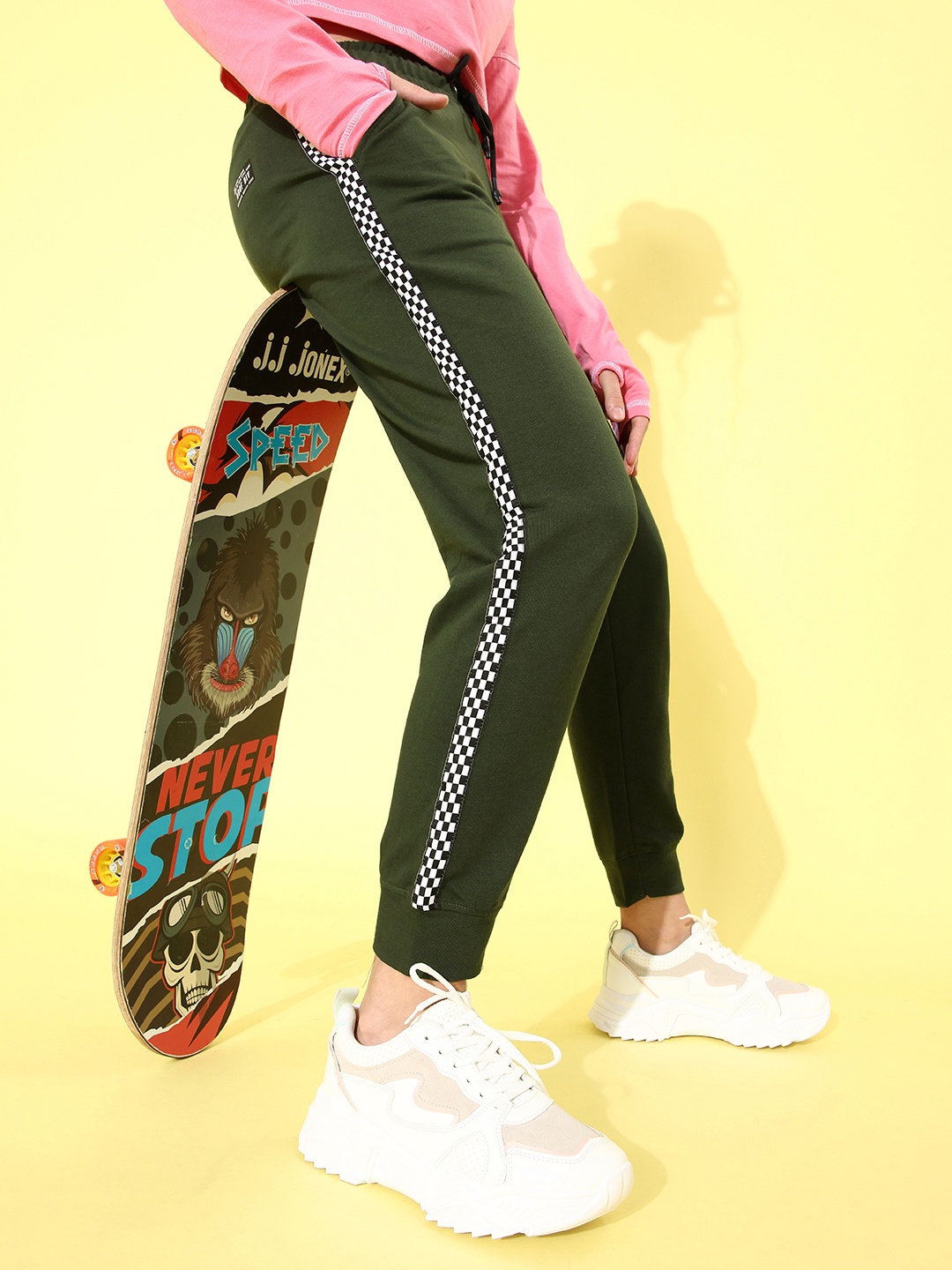 

abof Women Classic Olive Solid Y2K Cargo Track Pants
