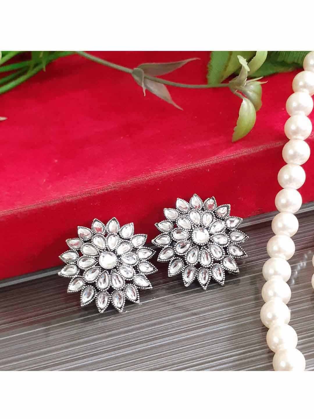 

RICH AND FAMOUS White Contemporary Studs Earrings