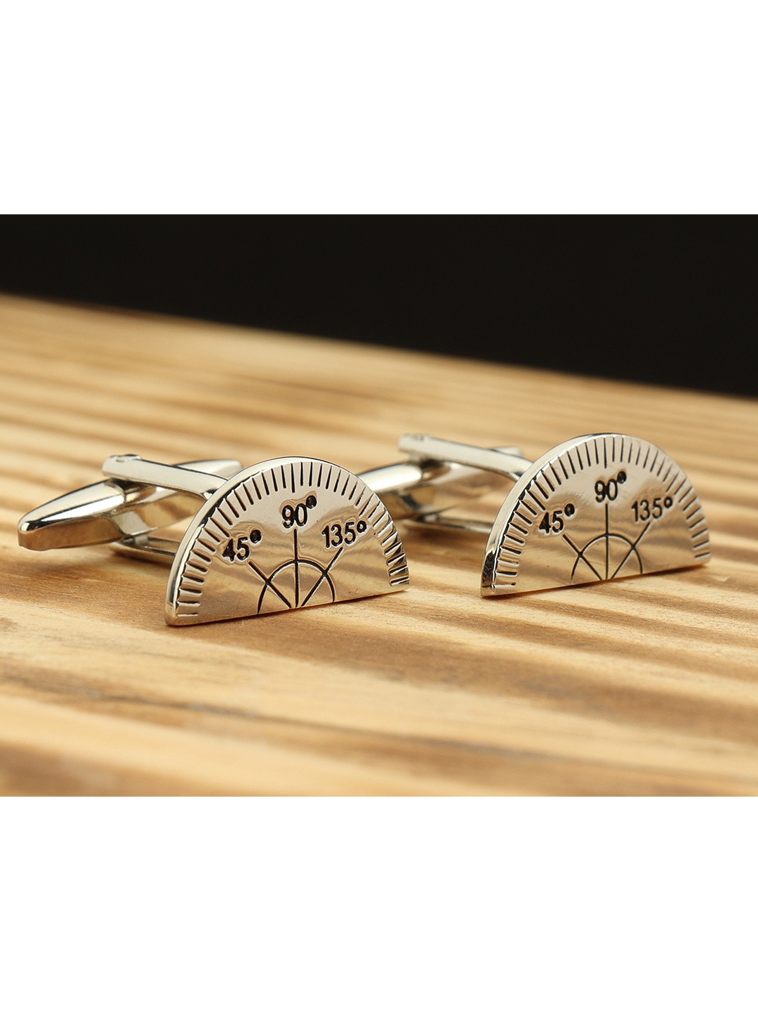 

Alvaro Castagnino Silver-Toned & Black Geometric Cufflink