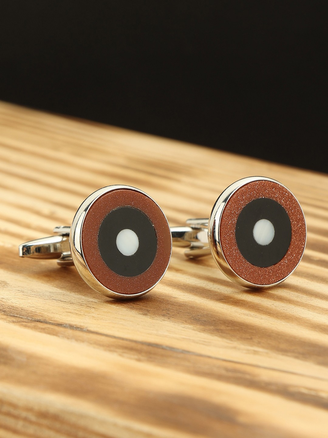 

Alvaro Castagnino Brown & Black Cufflink