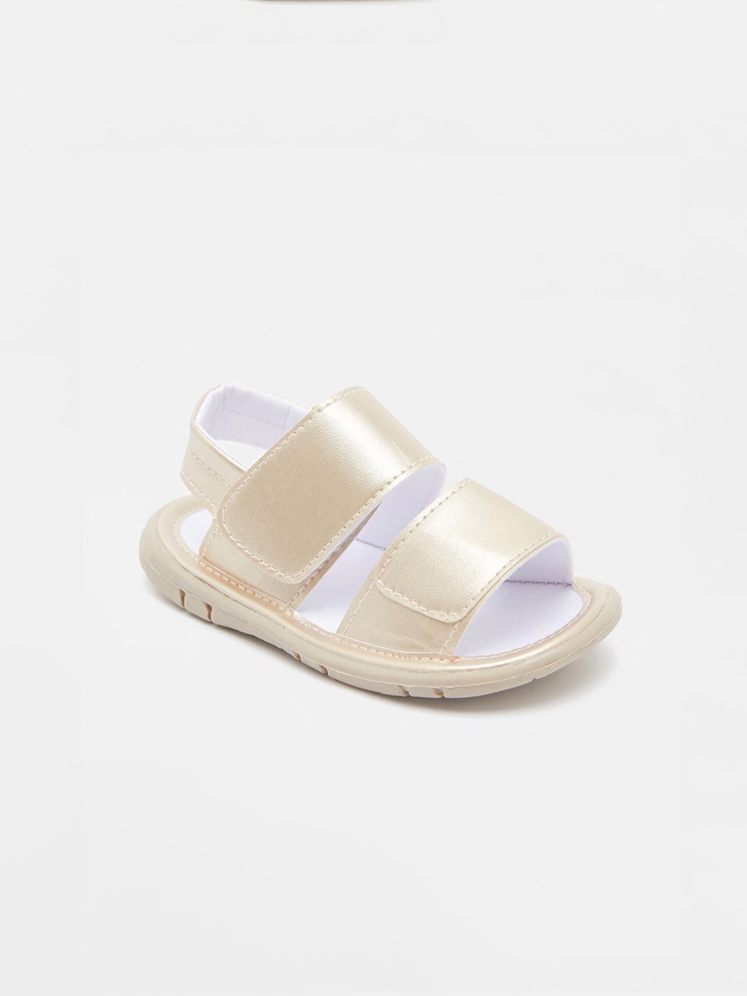 

shoexpress Girls Gold-Toned Open Toe Flats with Buckles