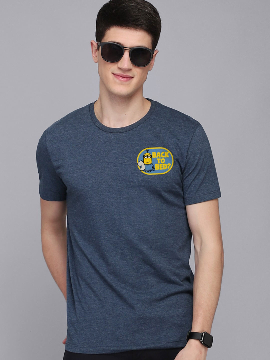 

Free Authority Men Blue Minions Applique T-shirt