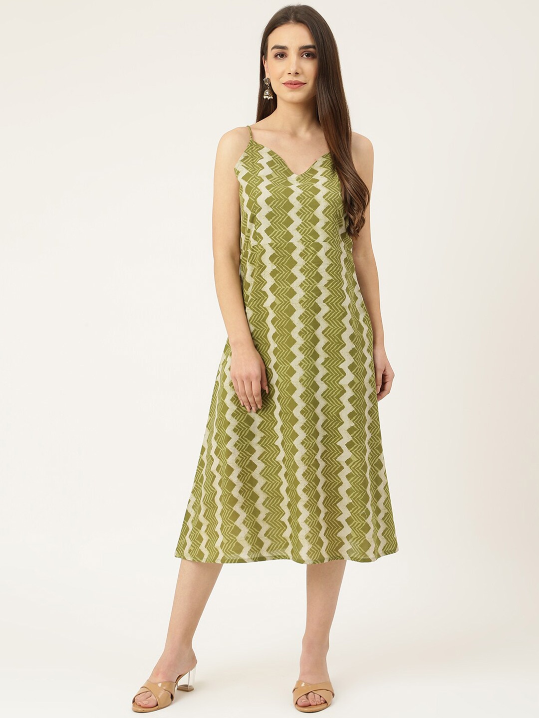 

DECKEDUP Green A-Line Midi Dress