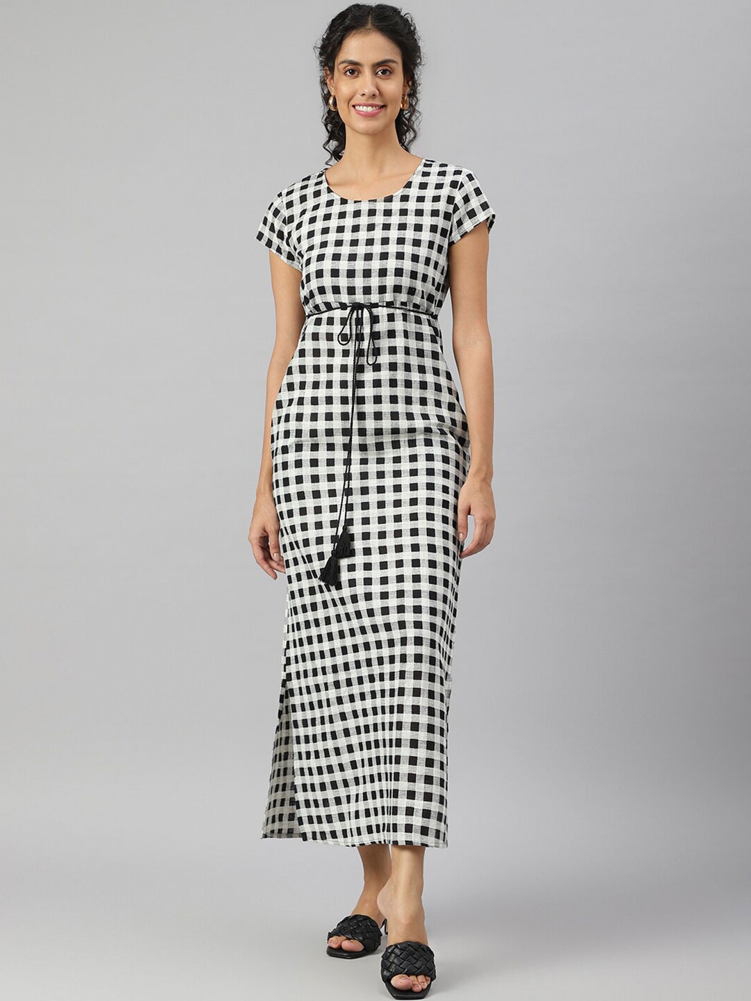 

DECKEDUP Black Checked Maxi Dress