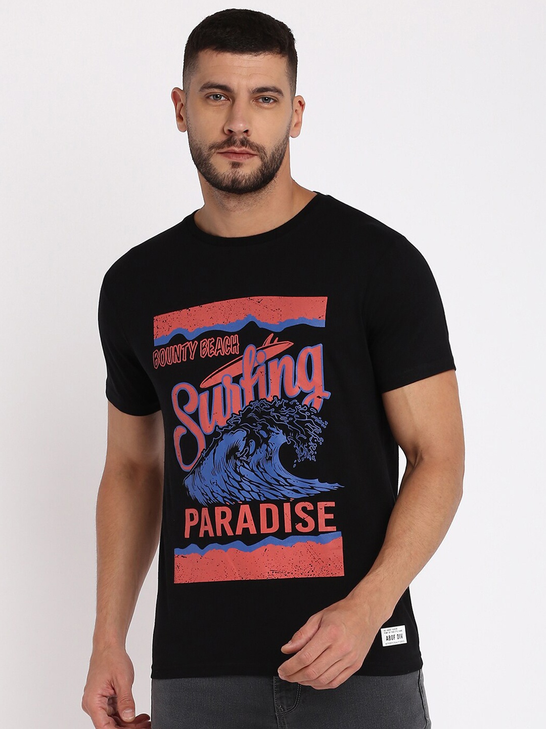 

abof Men Black Typography Printed Raw Edge T-shirt