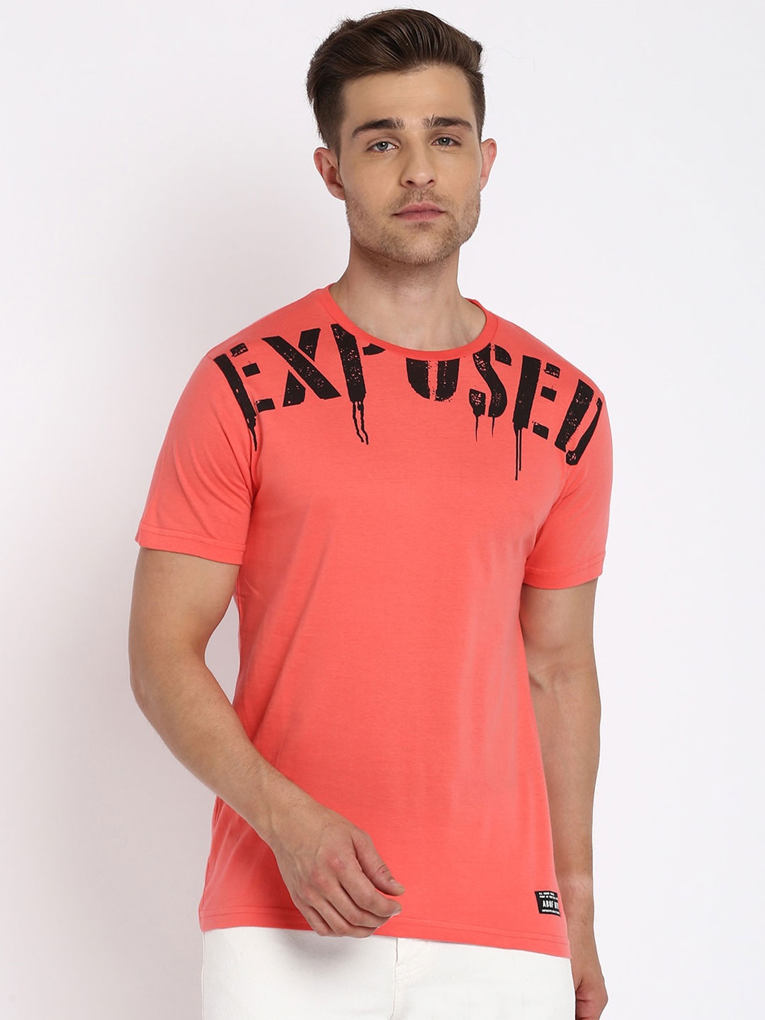 

abof Men Pink Typography Slim Fit T-shirt