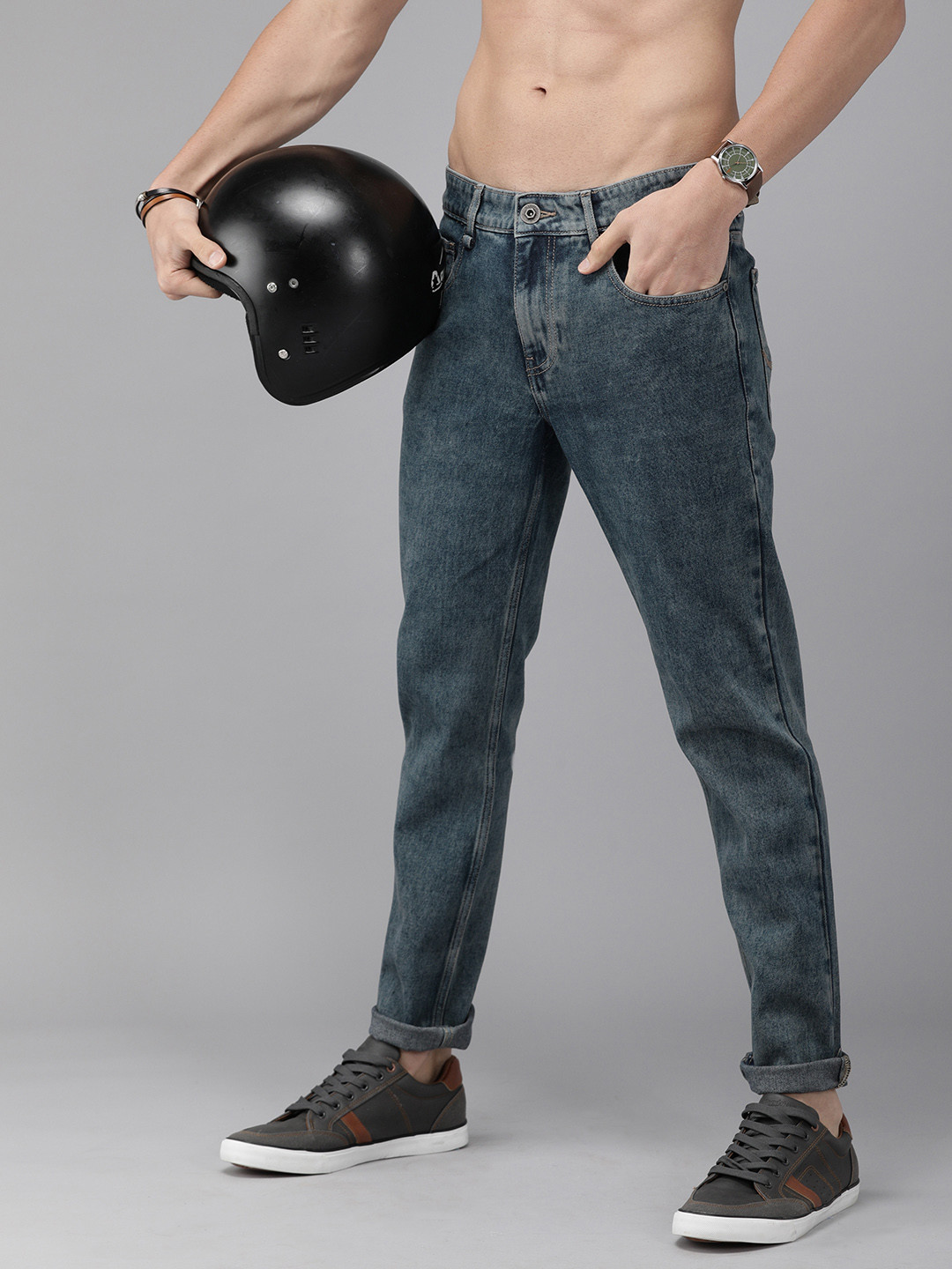 

Roadster Men Blue Slim Fit Light Fade Jeans