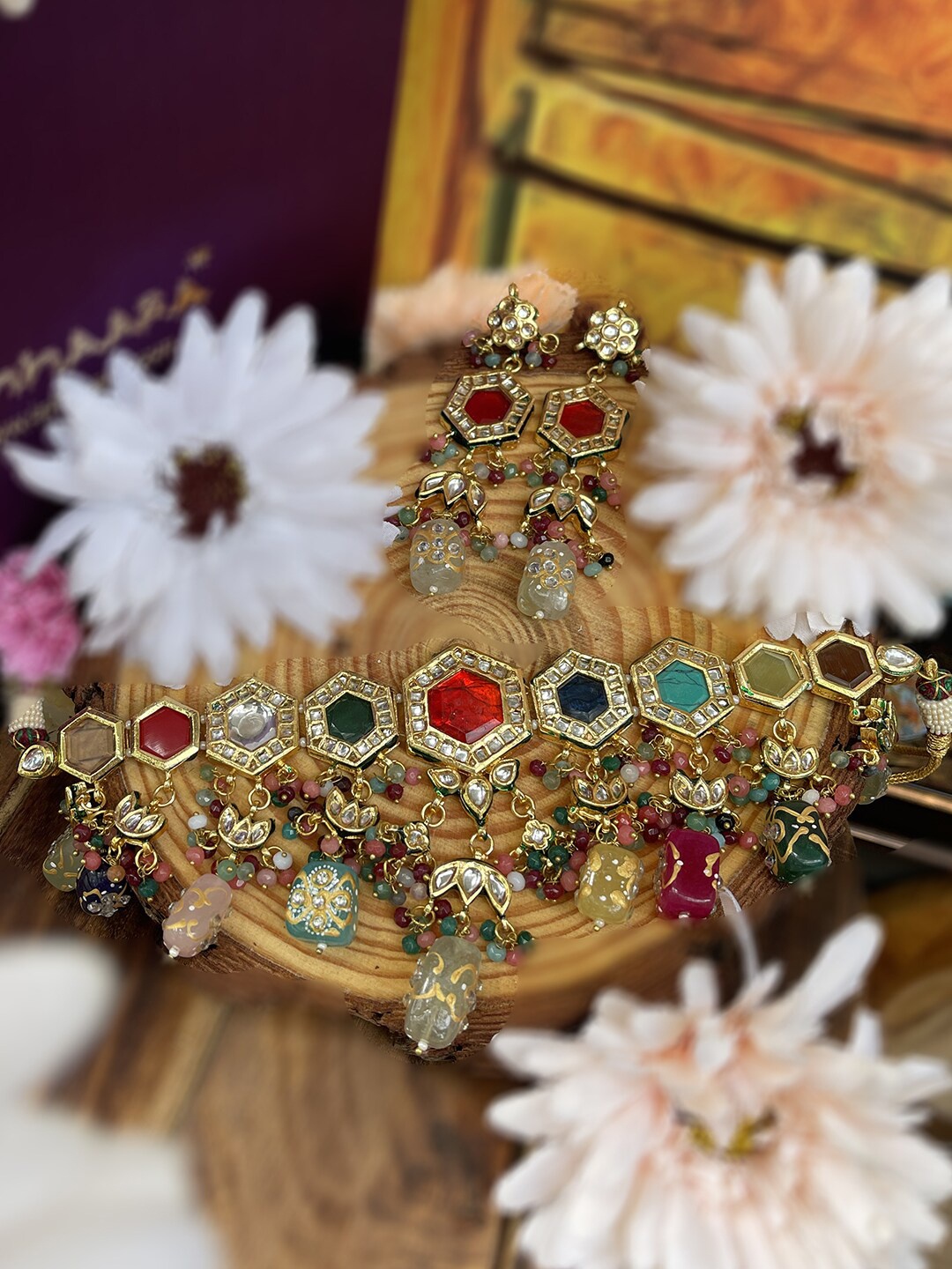 

Ishhaara Brass-Plated Red & Green Kundan-Studded & Beaded Jewellery Set, Multi