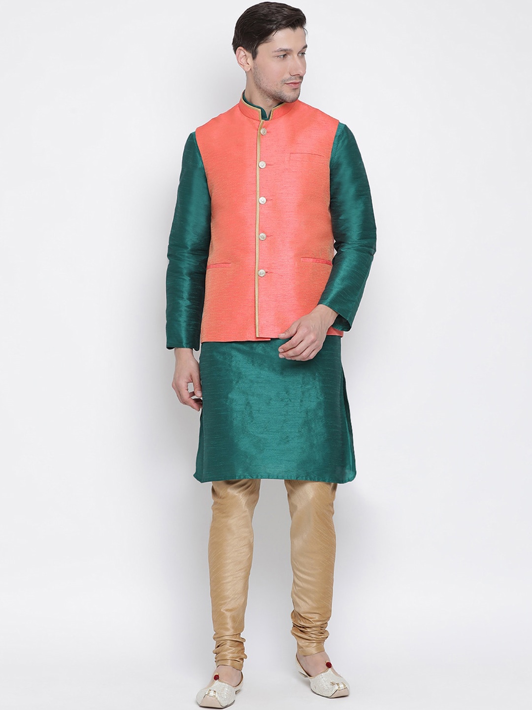 

VASTRAMAY Men Green Layered Kurta with Pyjamas