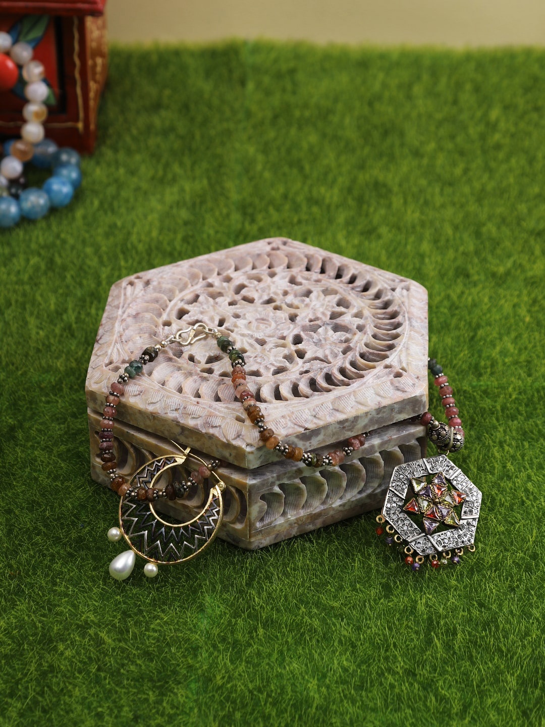 

Aapno Rajasthan White Textured Hexagonal Jewelry Box Organizer