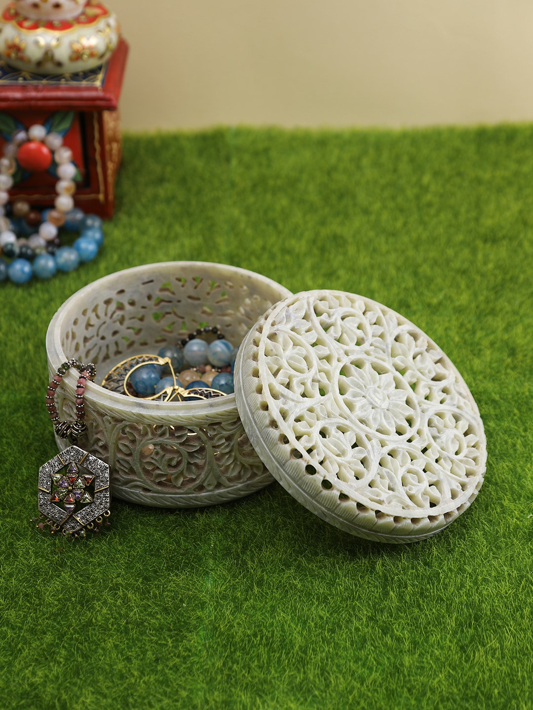 

Aapno Rajasthan White Mini Storage Box
